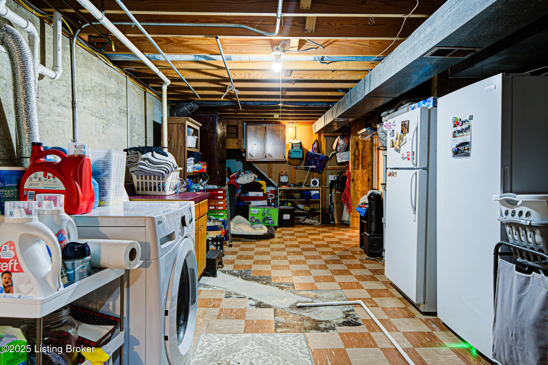 2909 White Plains Rd