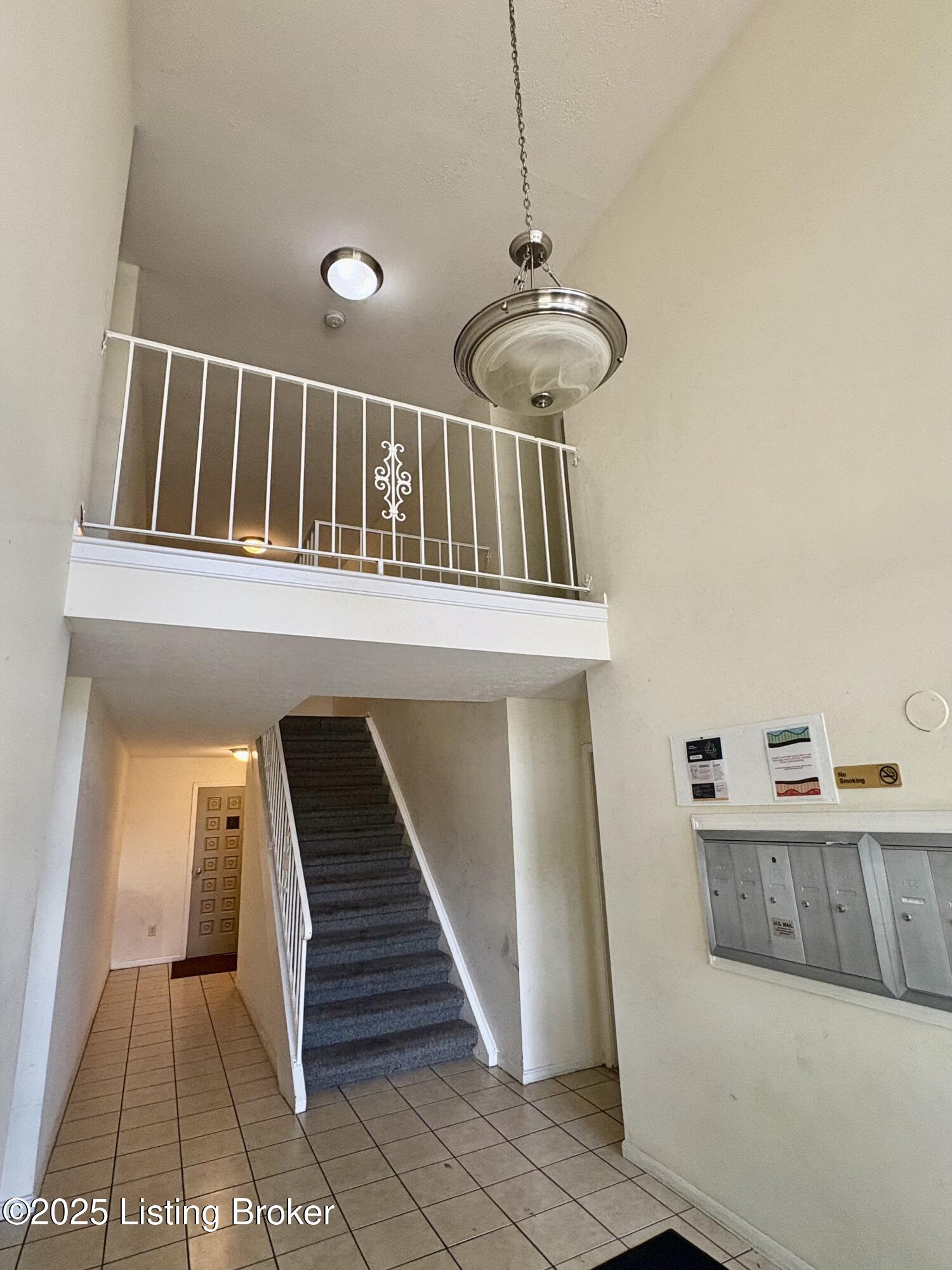 404 La Fontenay Ct