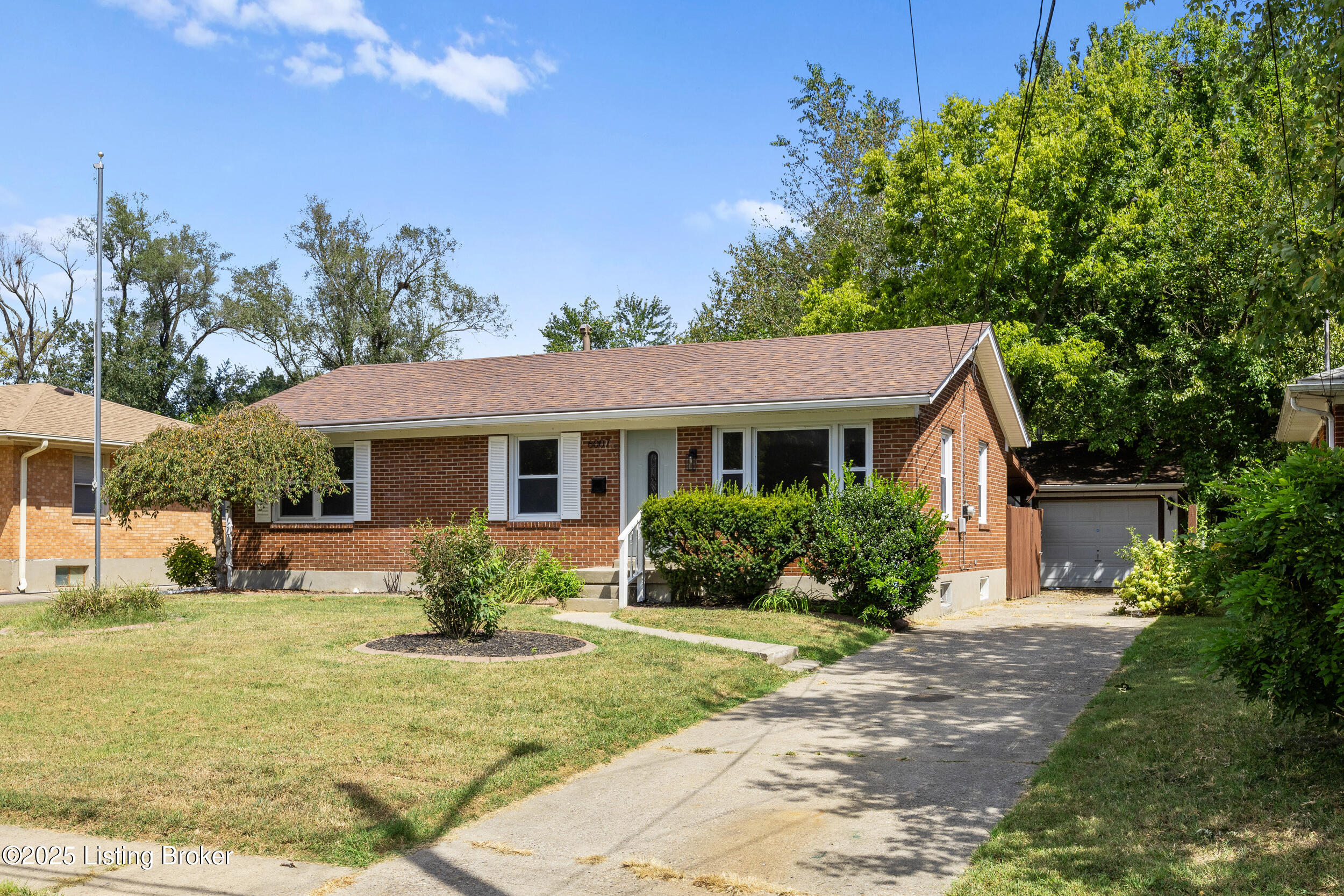 6007 Middlerose Cir