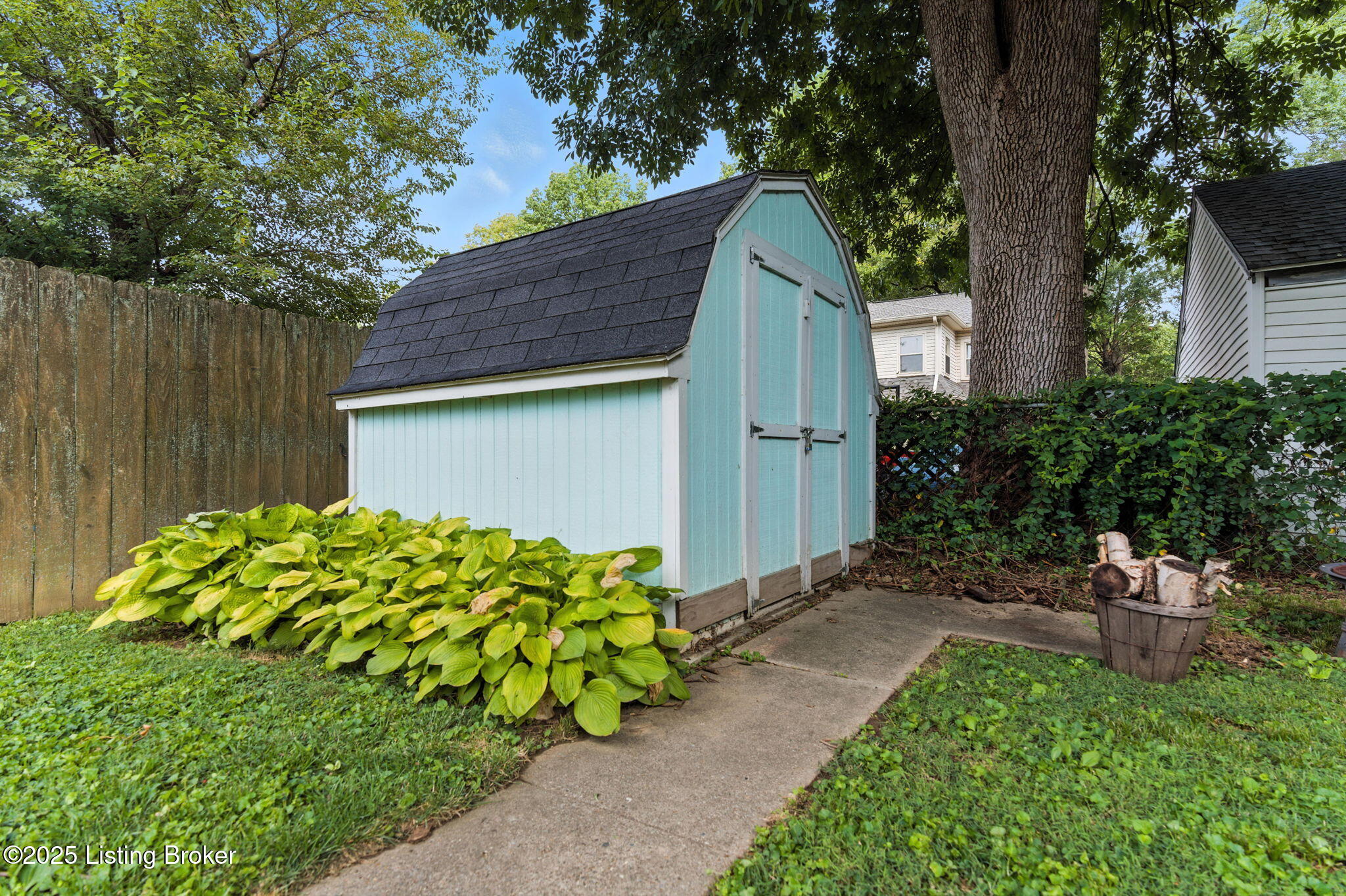 807 Packard Ave