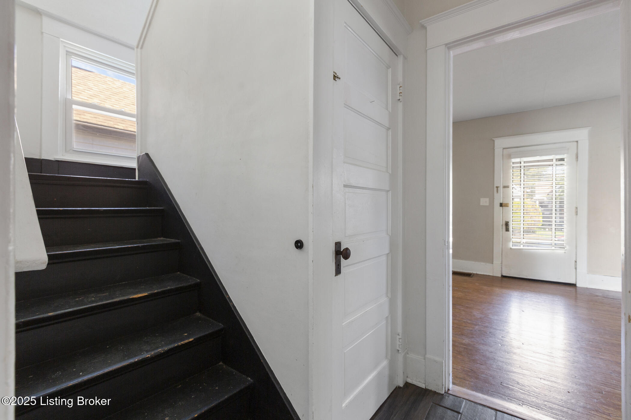 1014 Charles St