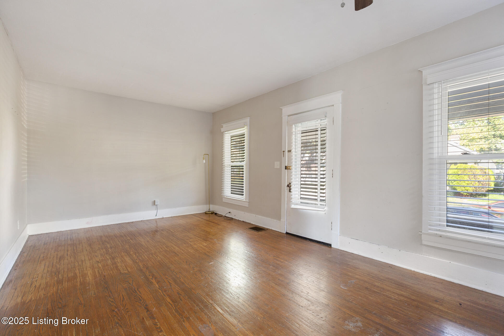 1014 Charles St