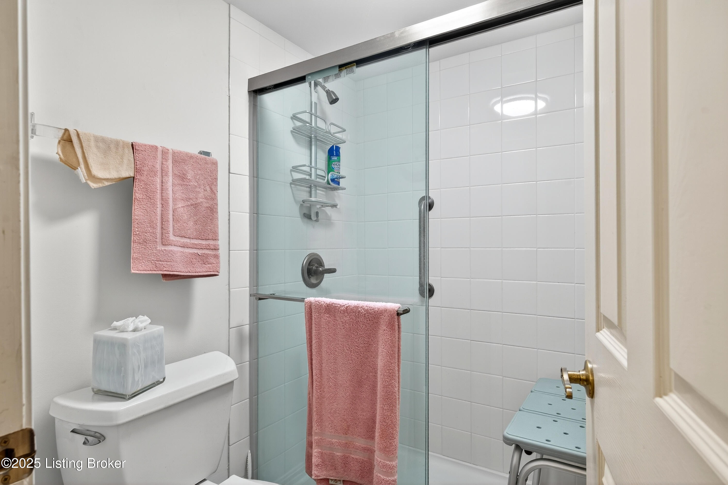 816 Washburn Ave APT 9