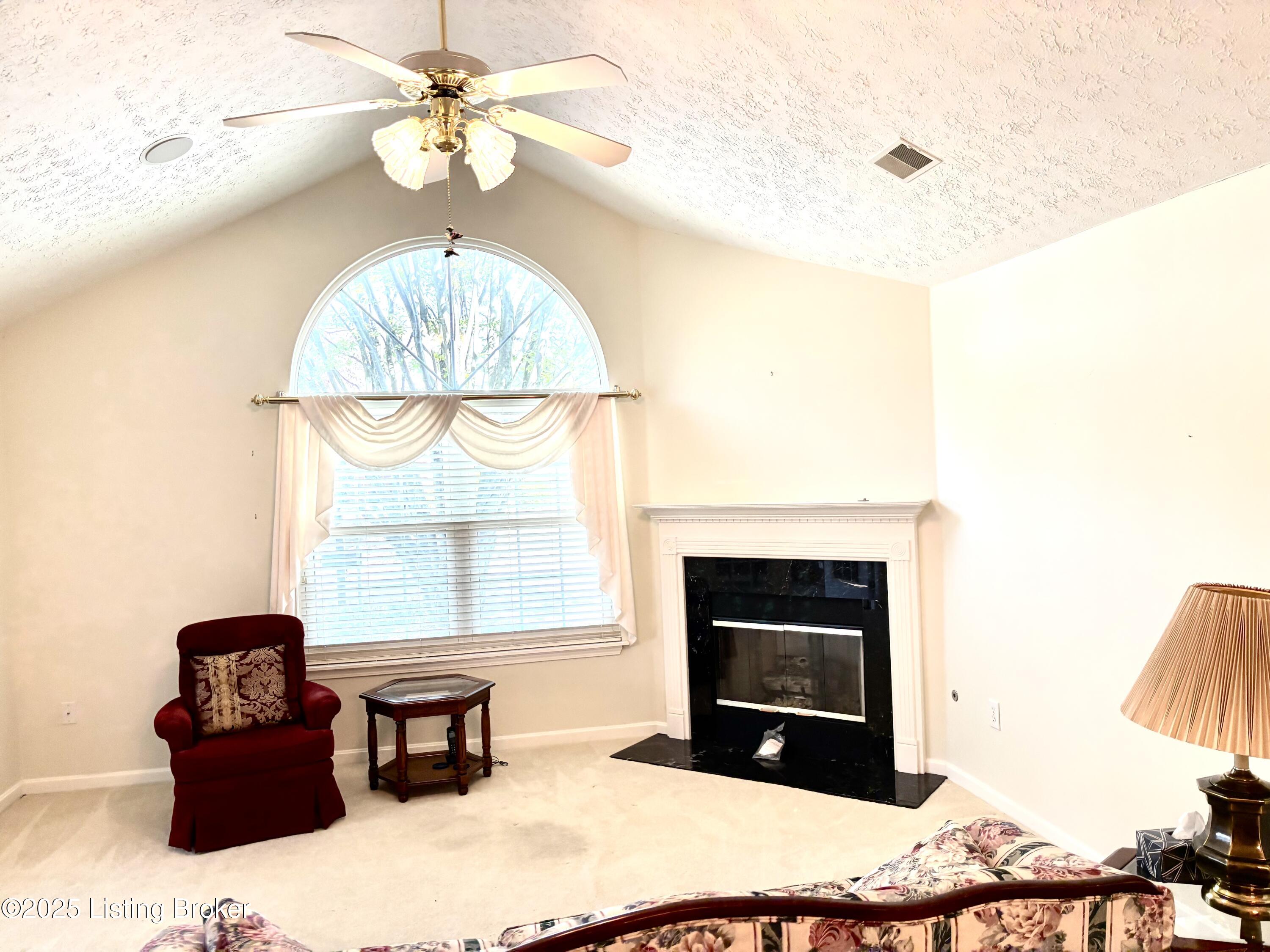 11804 Big Horn Pl