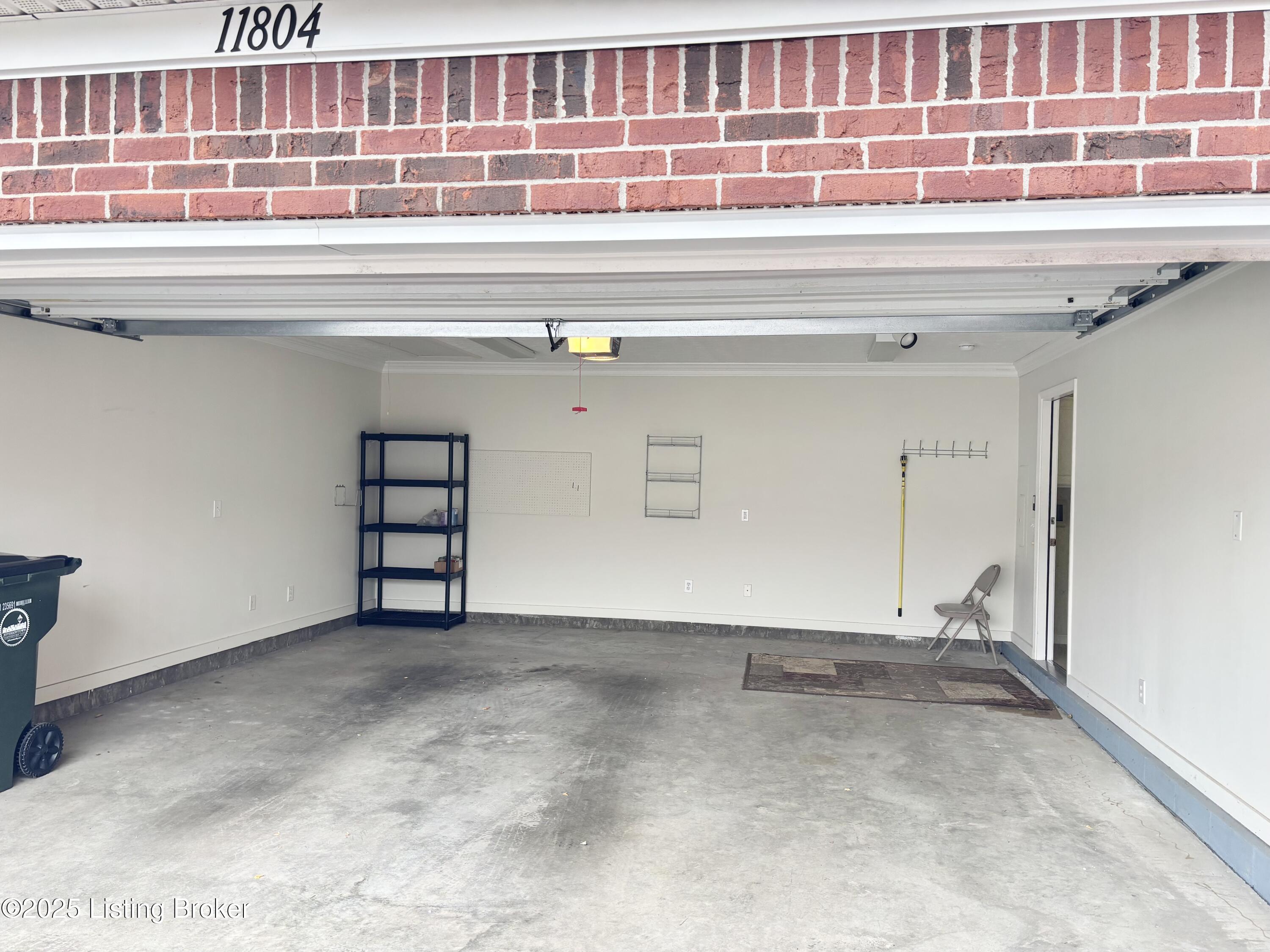 11804 Big Horn Pl