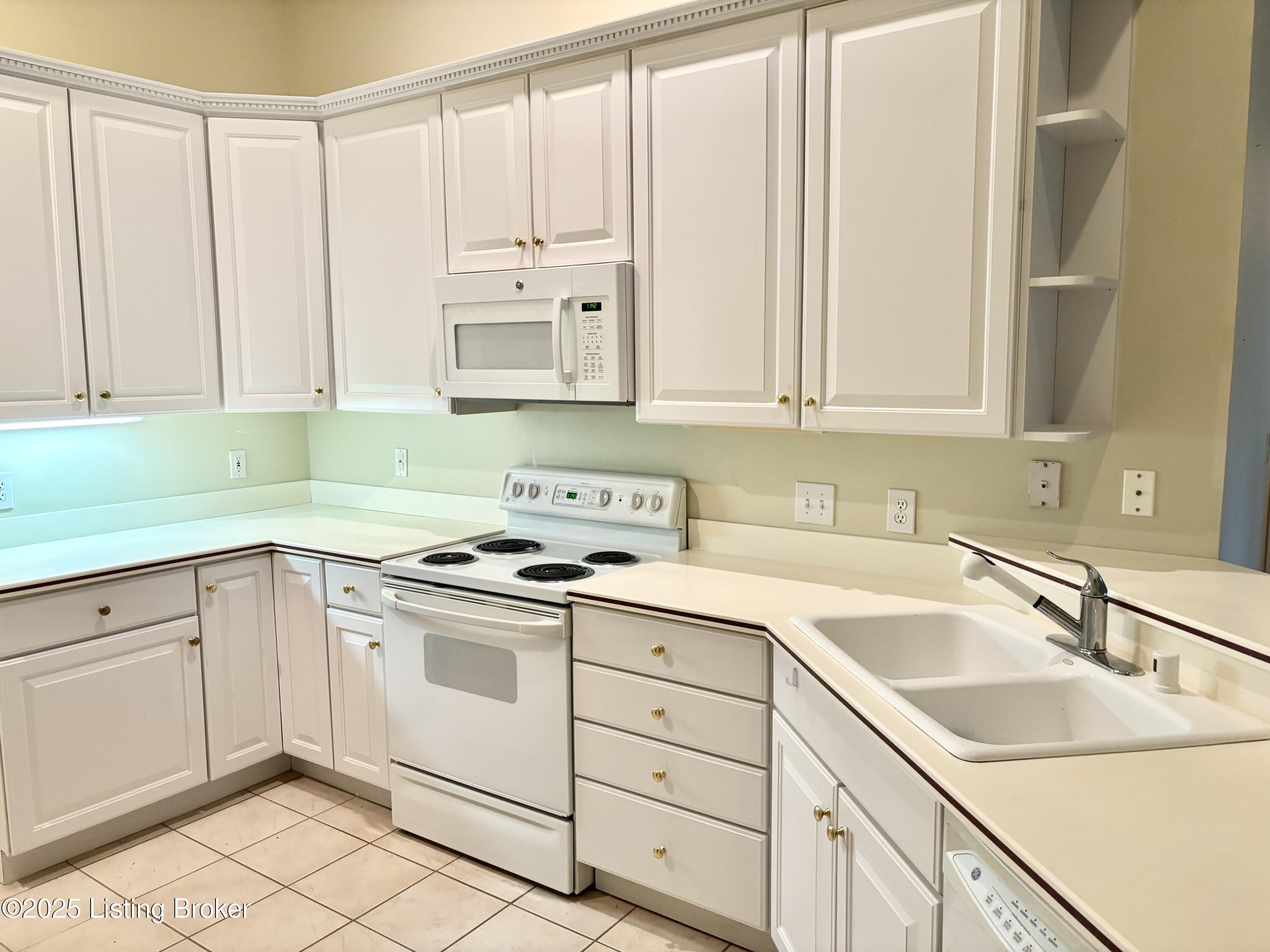 11804 Big Horn Pl