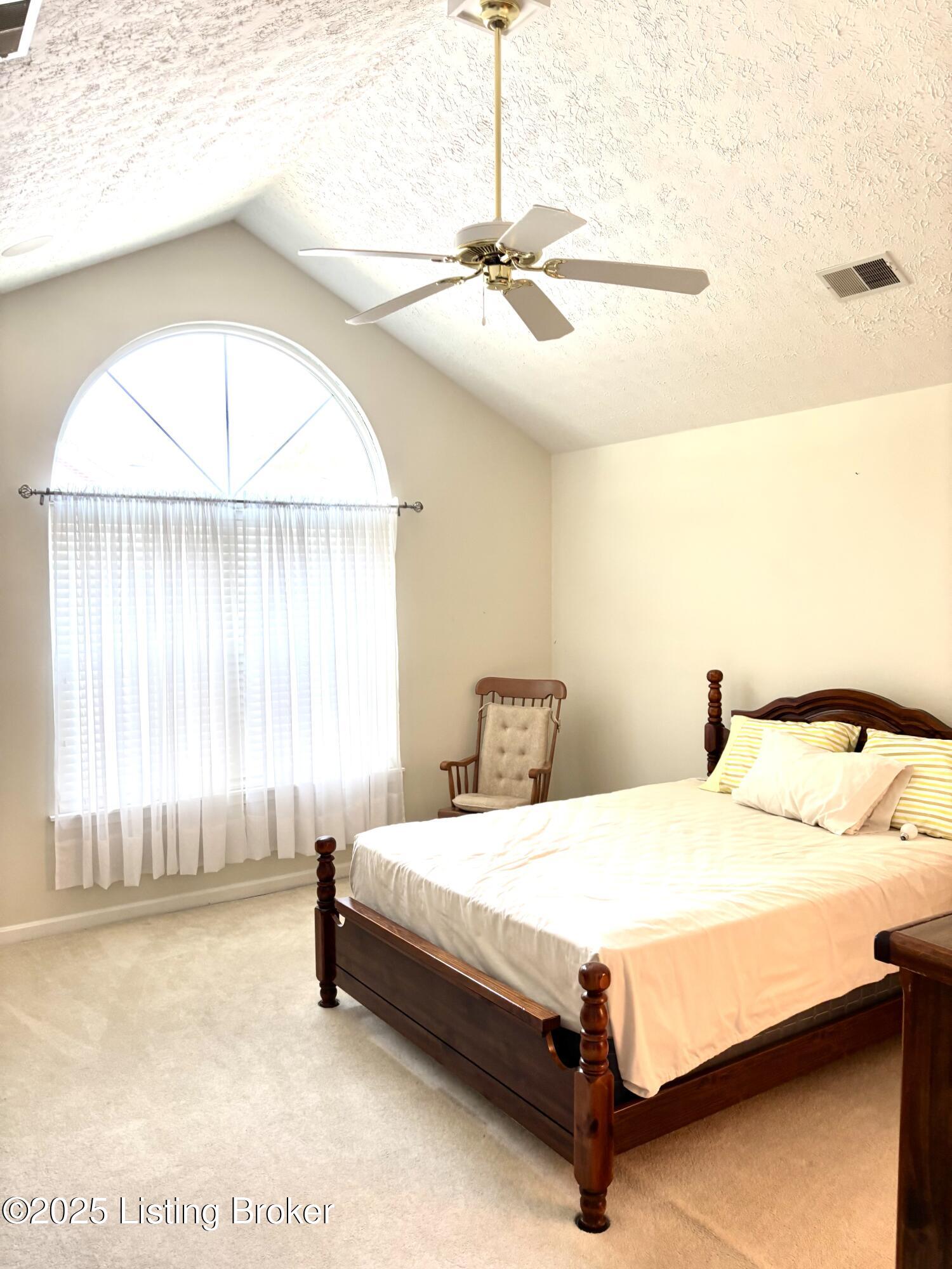 11804 Big Horn Pl