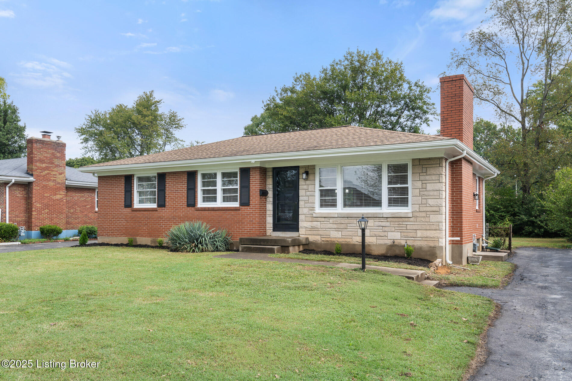 3717 Youngwood Rd