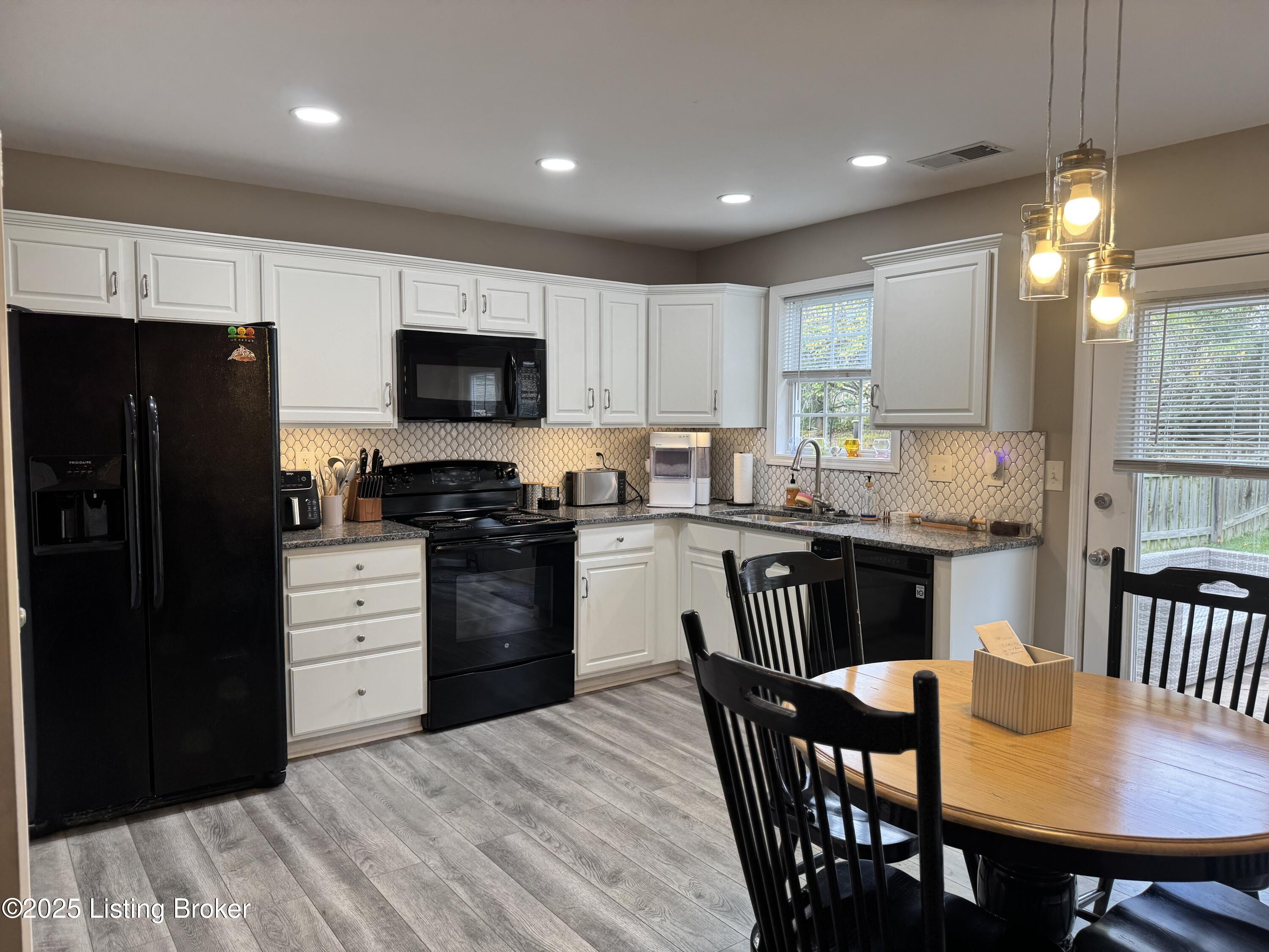 15707 Beckley Hills Dr