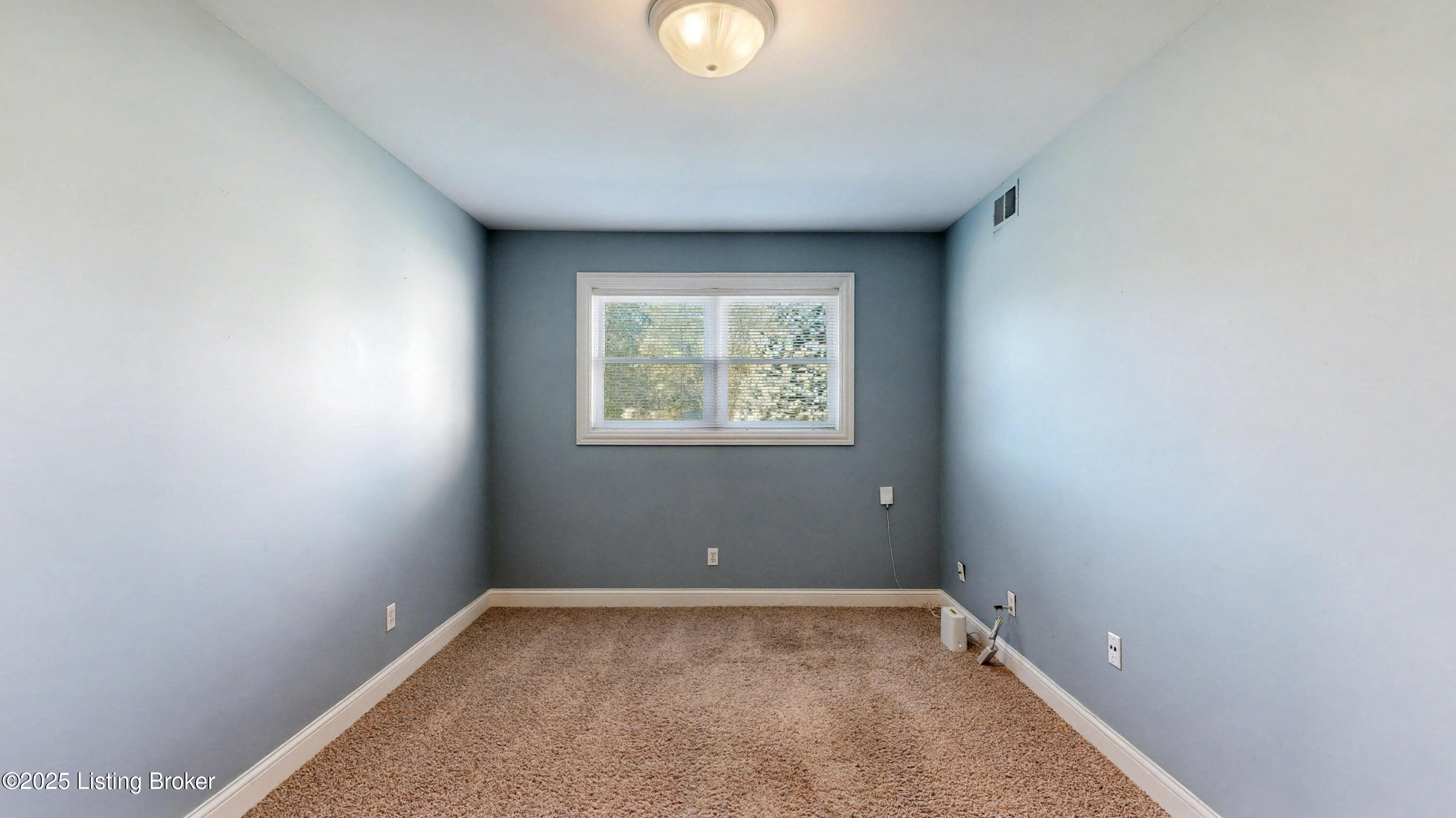10710 Elder Ln