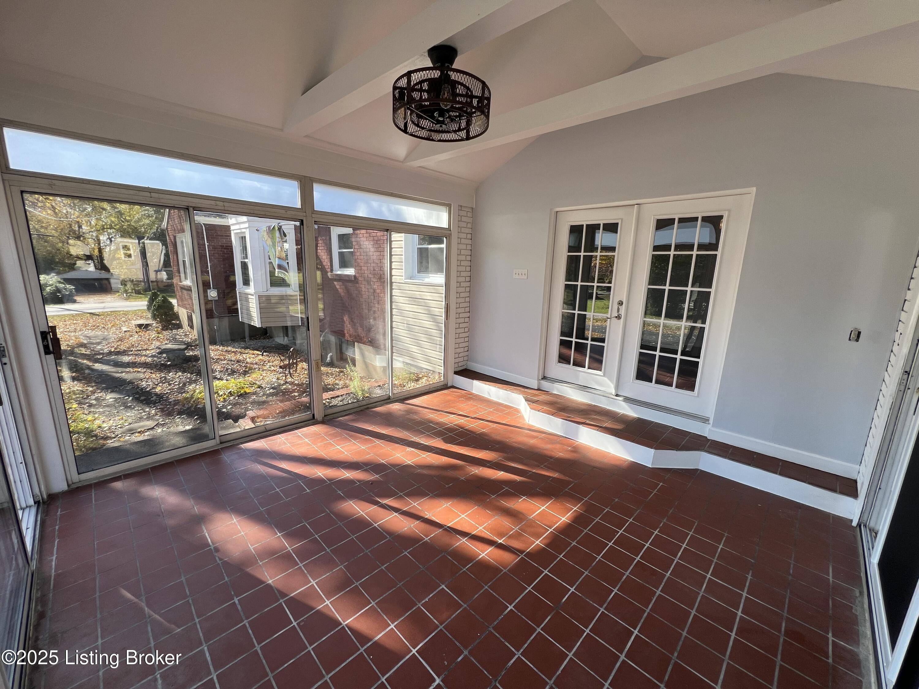 813 Palatka Rd