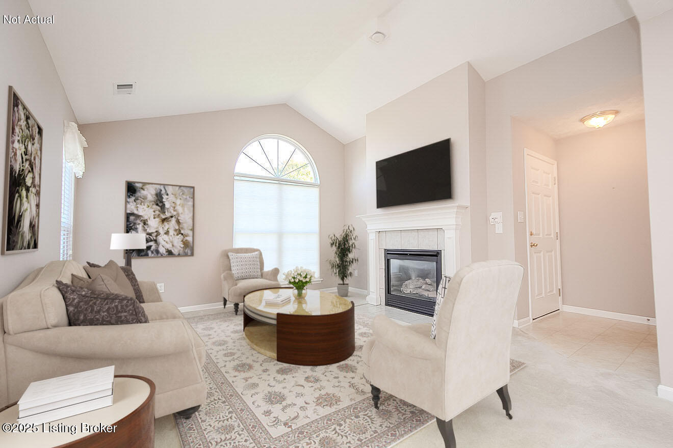 2102 Sugarmaple Dr