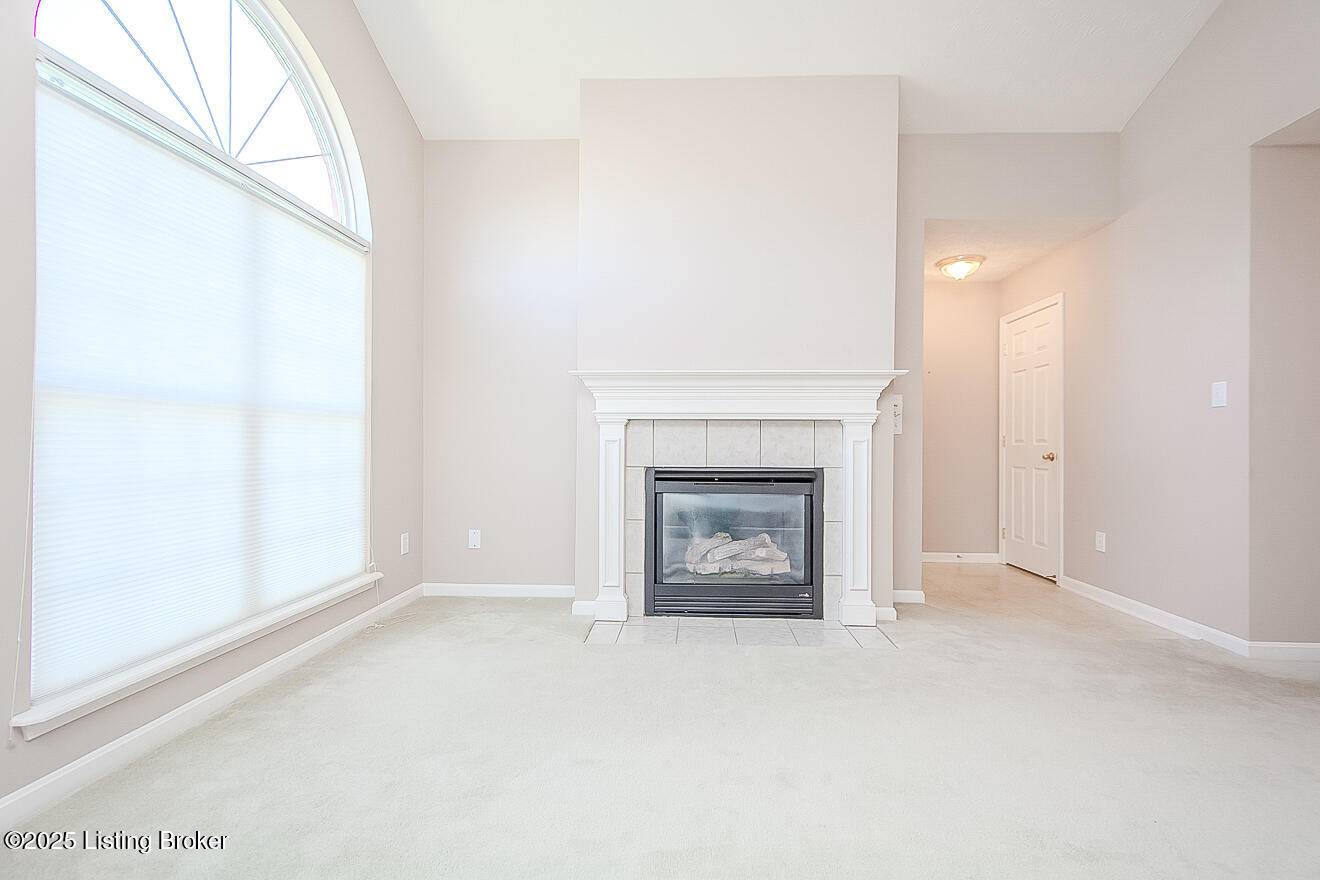 2102 Sugarmaple Dr