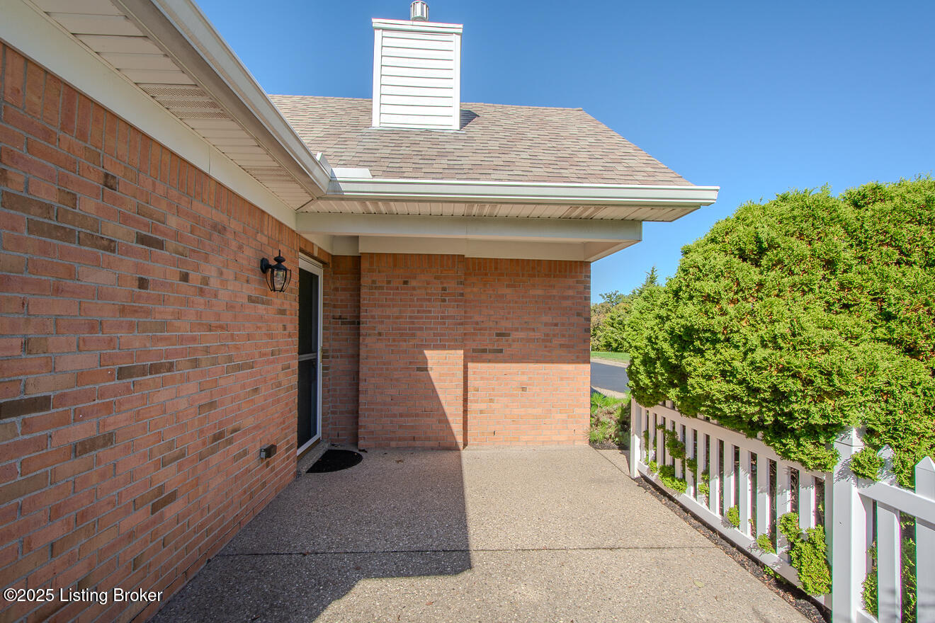 2102 Sugarmaple Dr