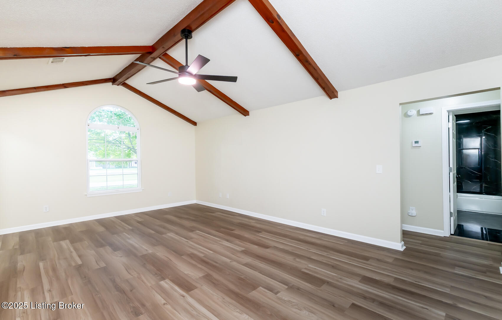 114 Butterfly Ln