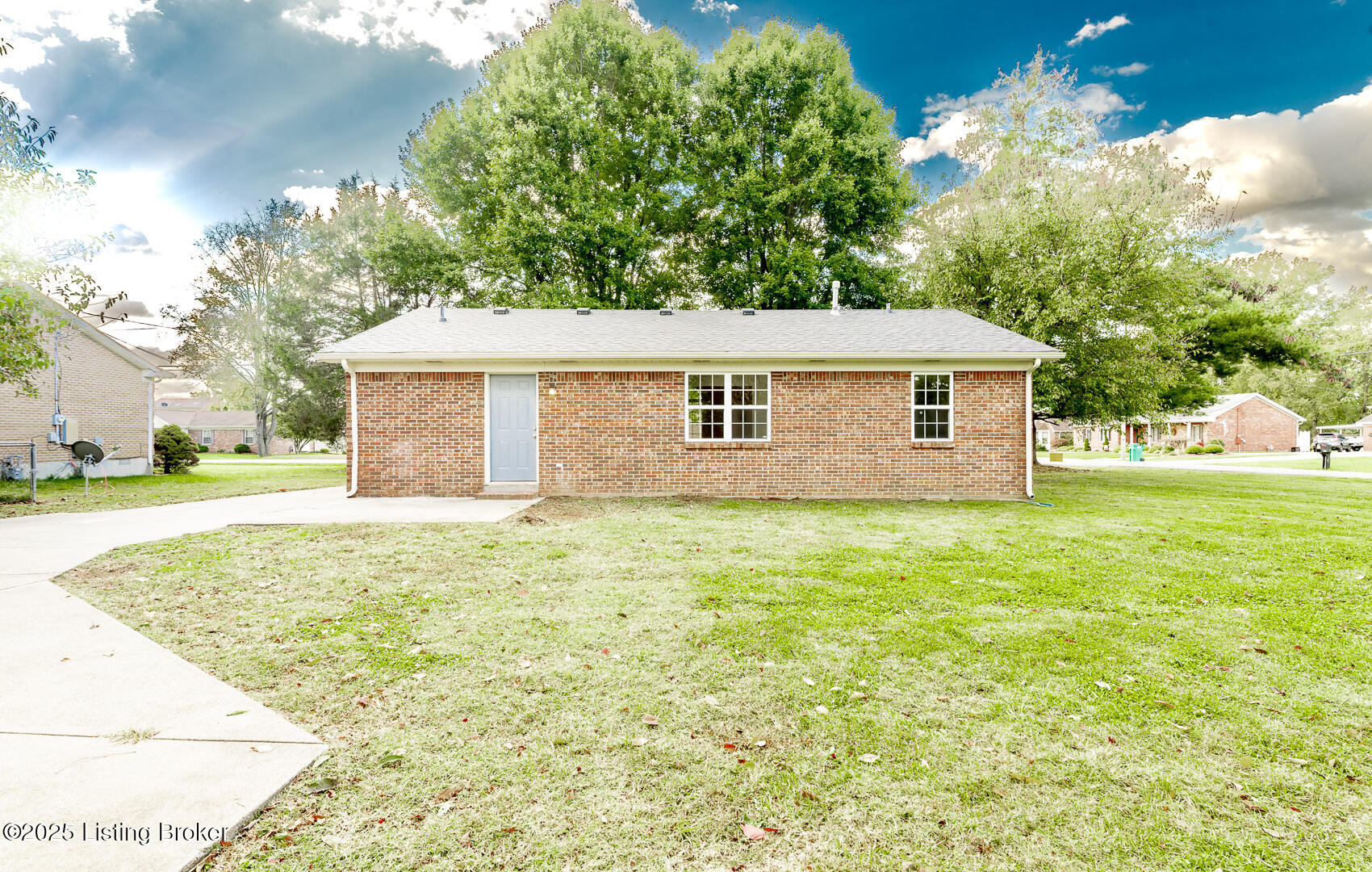 114 Butterfly Ln