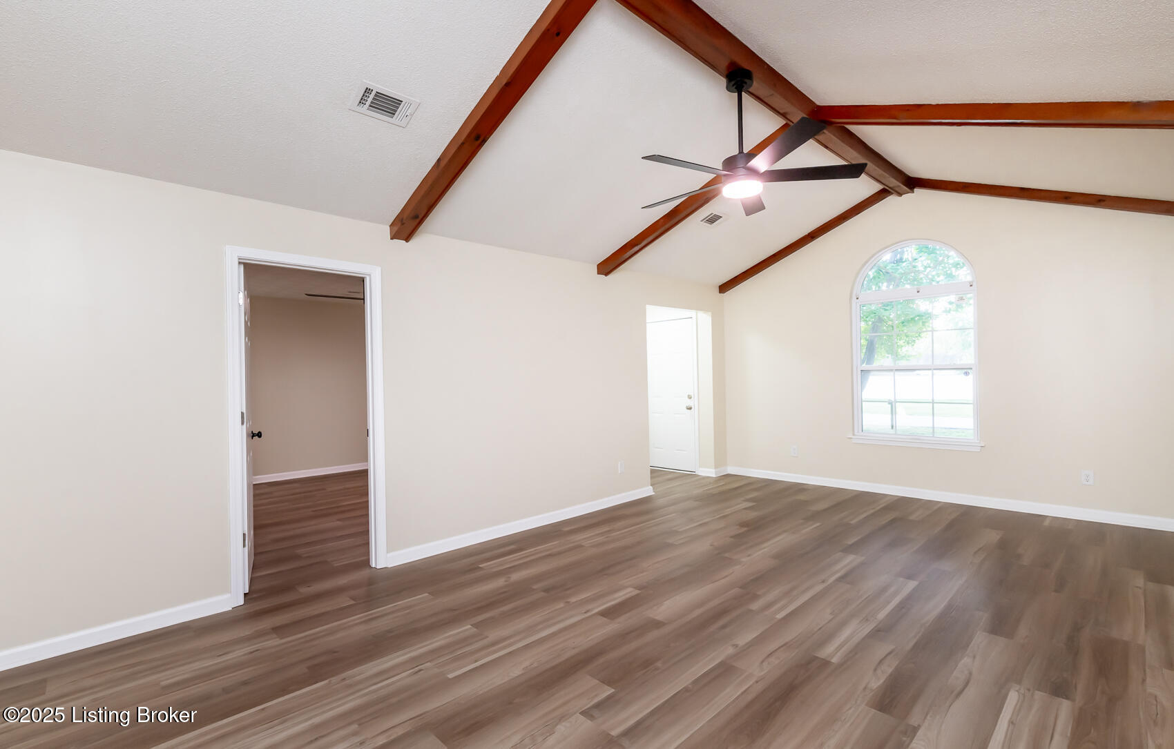 114 Butterfly Ln
