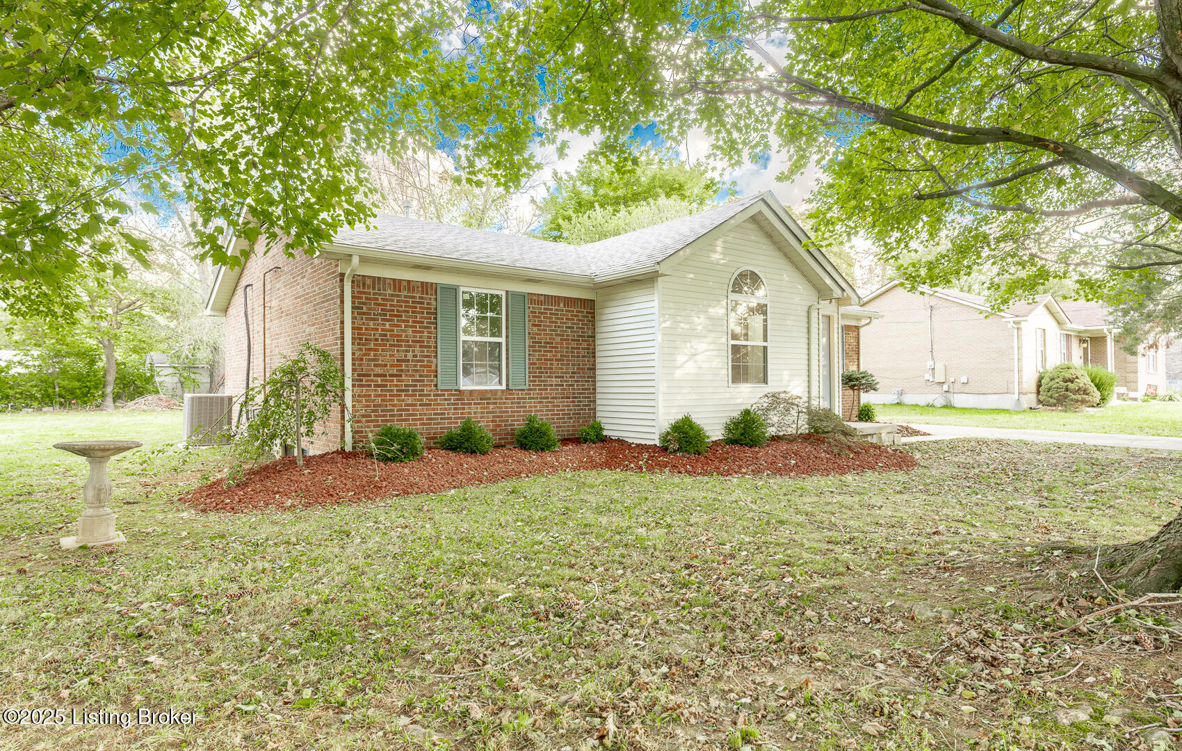 114 Butterfly Ln