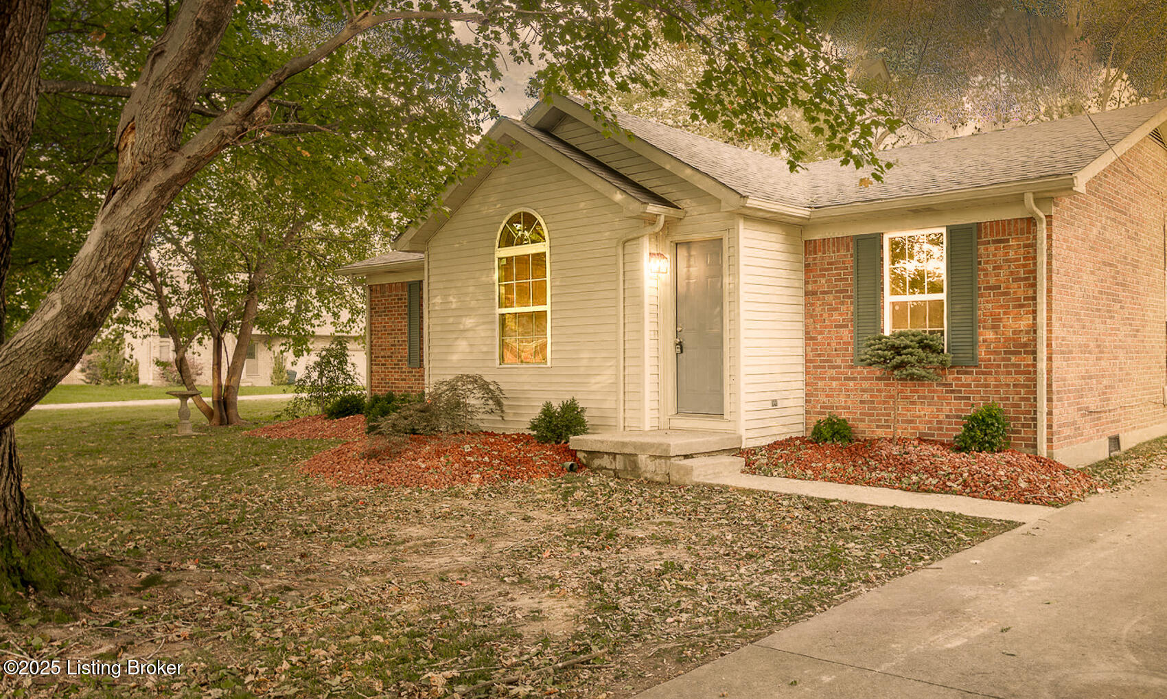 114 Butterfly Ln