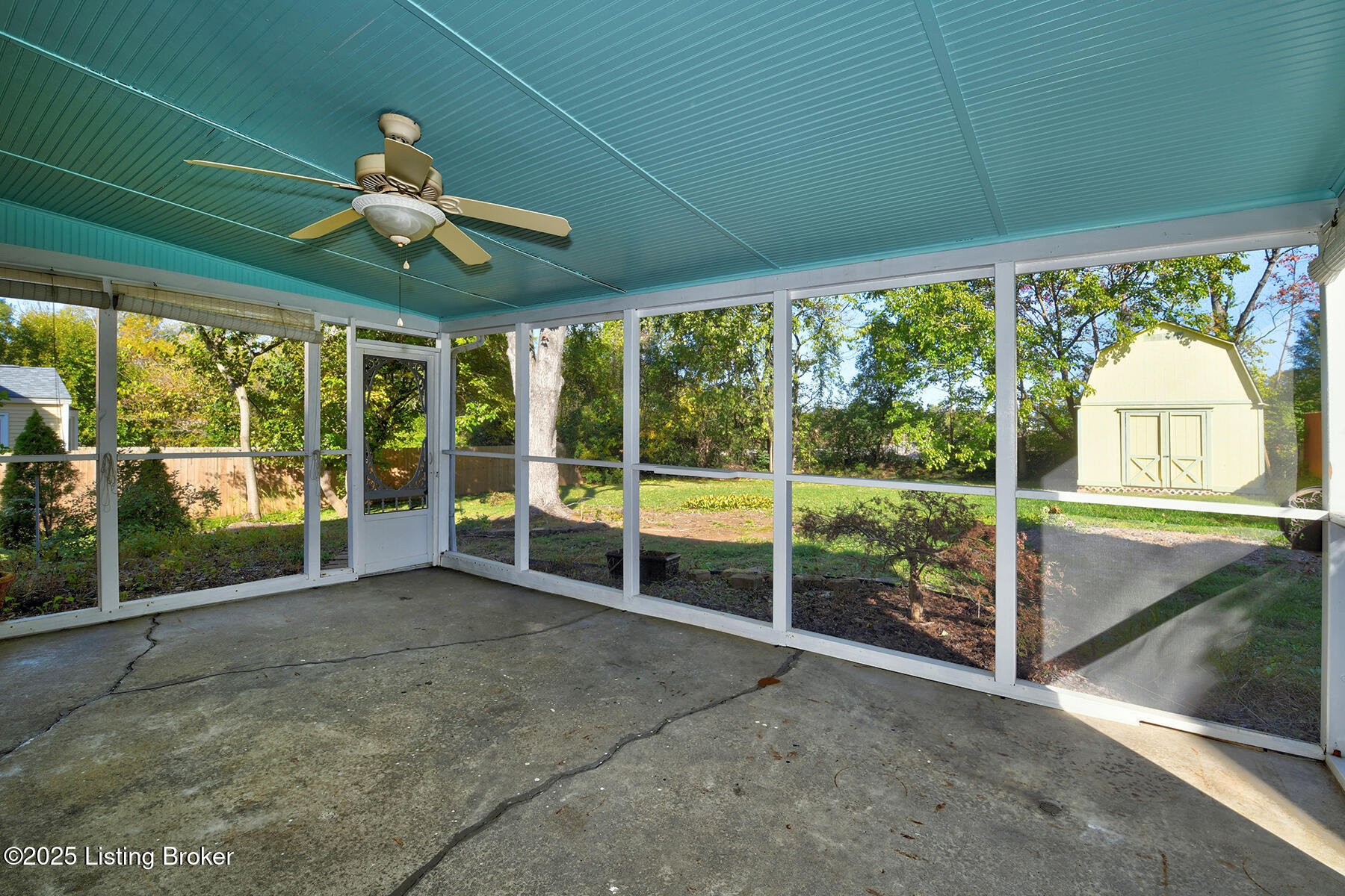 8203 Huntsman Trail