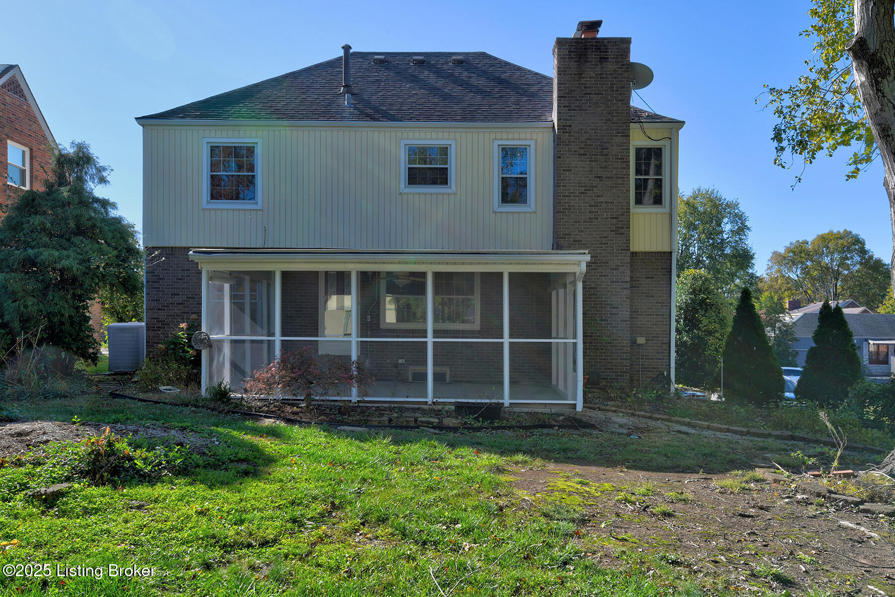 8203 Huntsman Trail