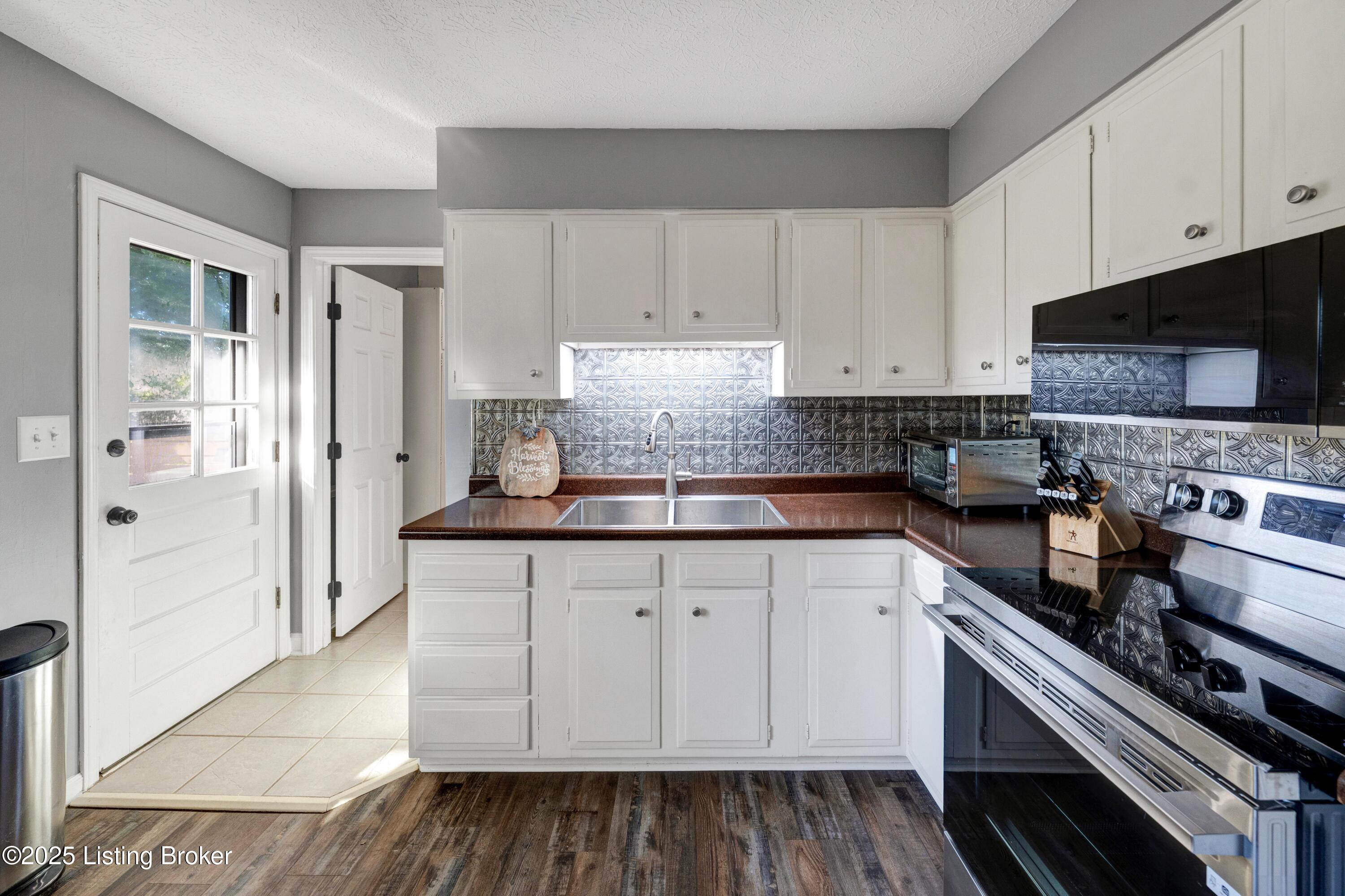 4416 Wendy Hills Dr