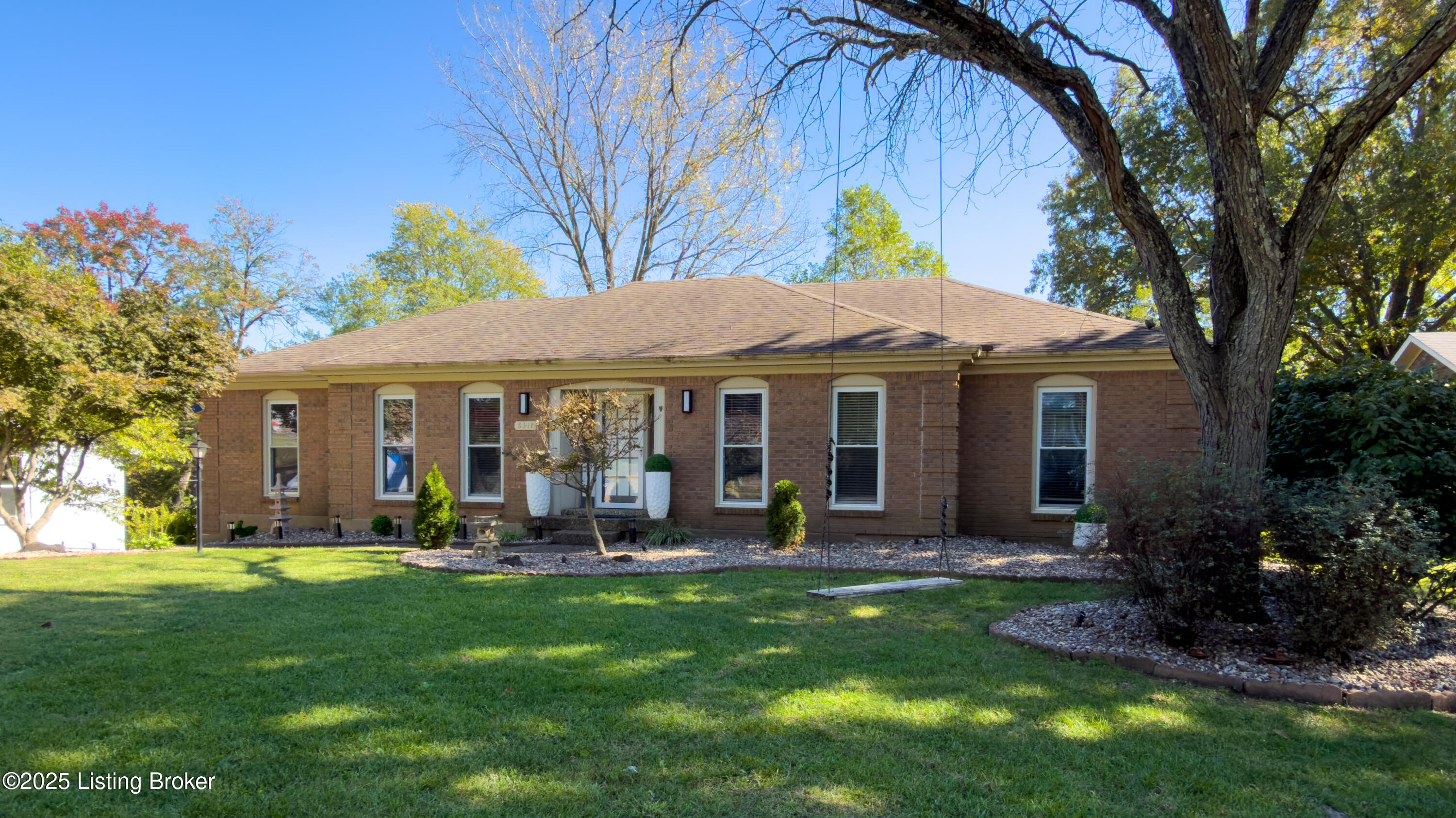 8311 Pine Grove Ct