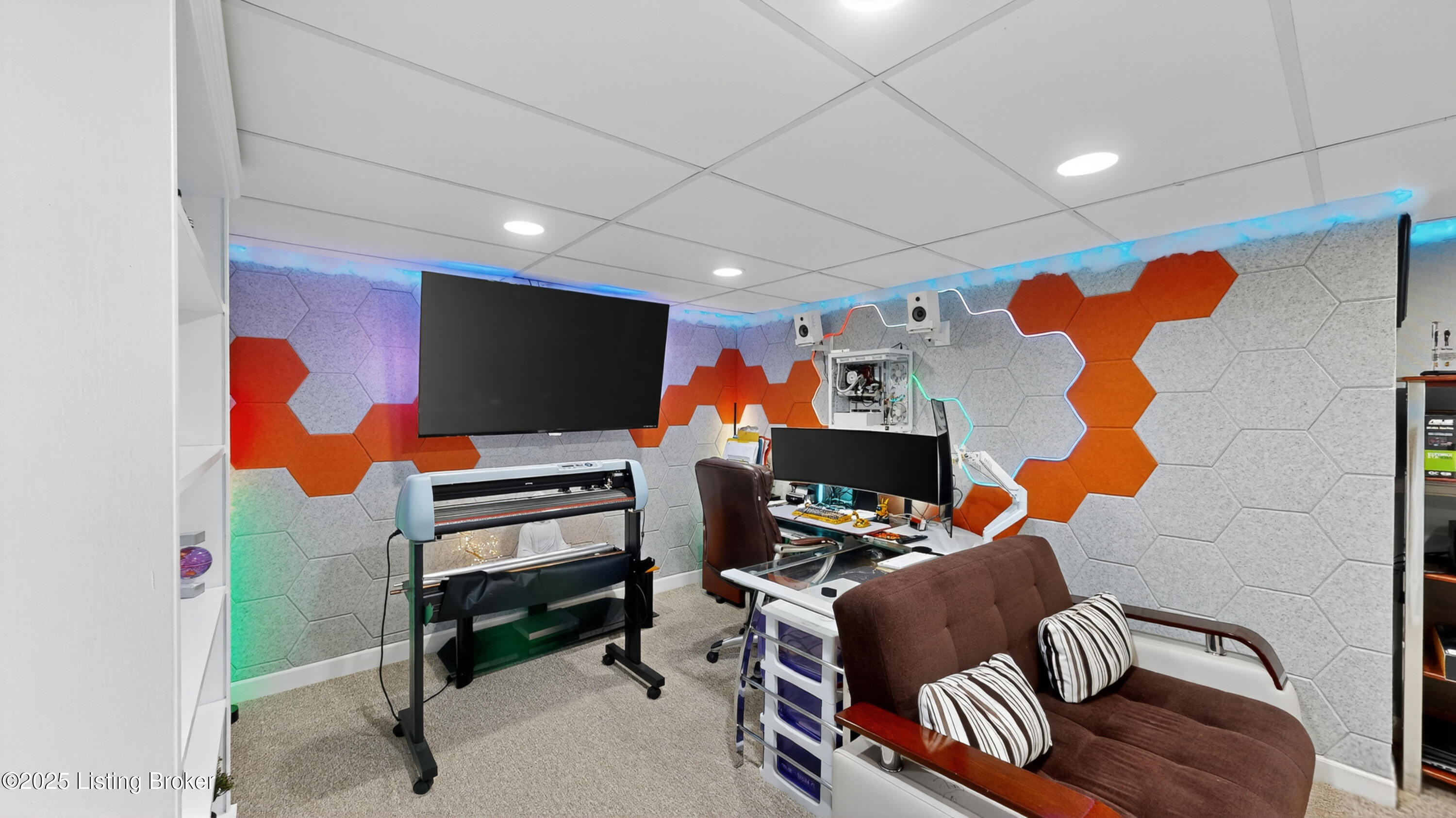 8311 Pine Grove Ct