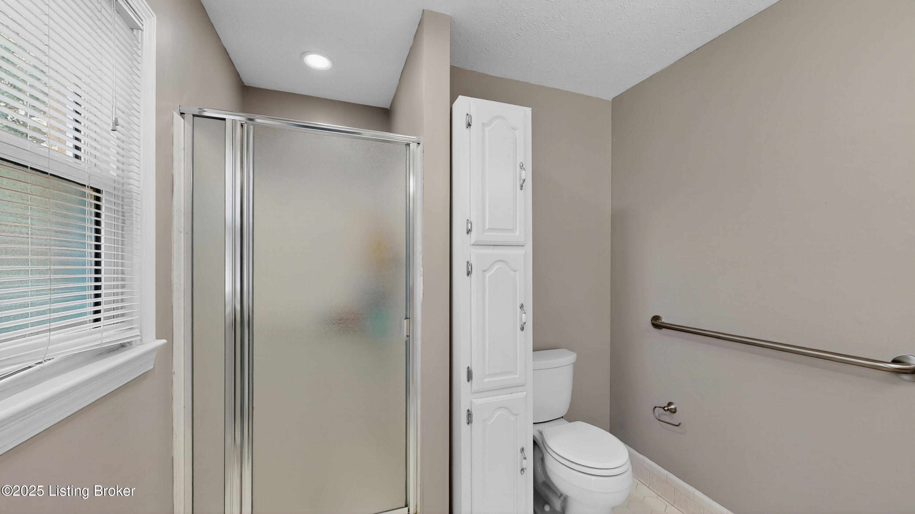 8311 Pine Grove Ct