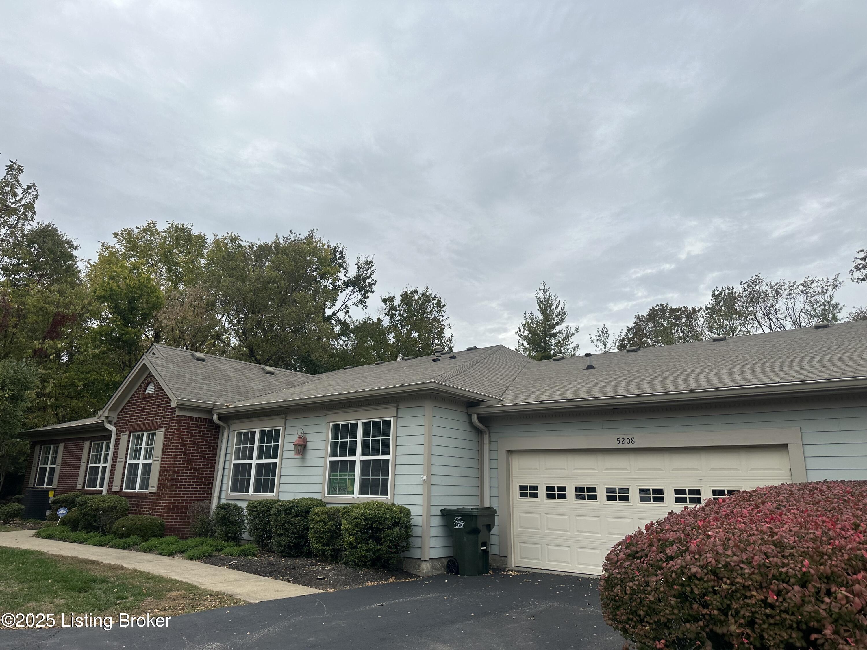 5208 Telford Ln