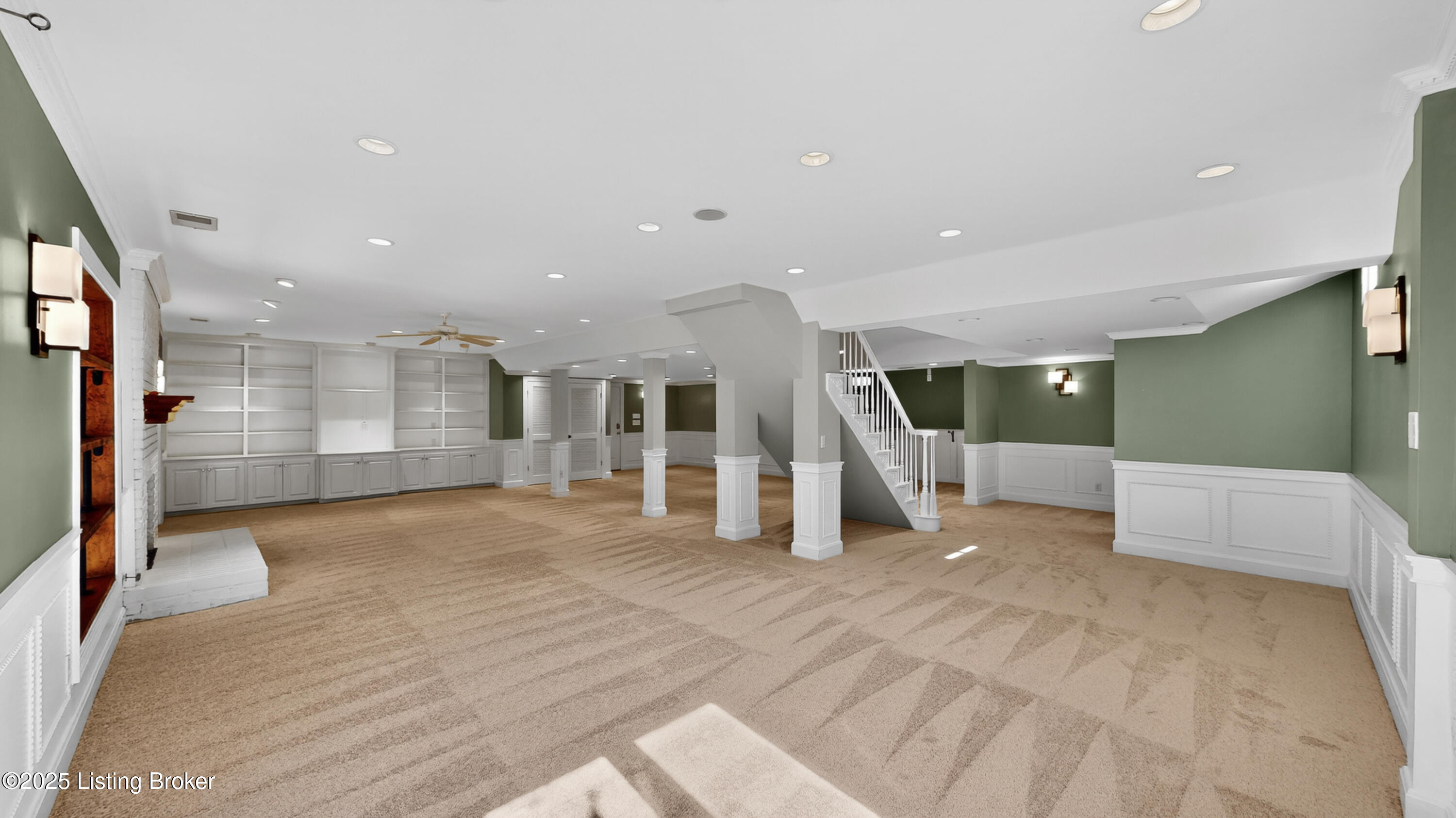 14400 Maple Ridge Pl