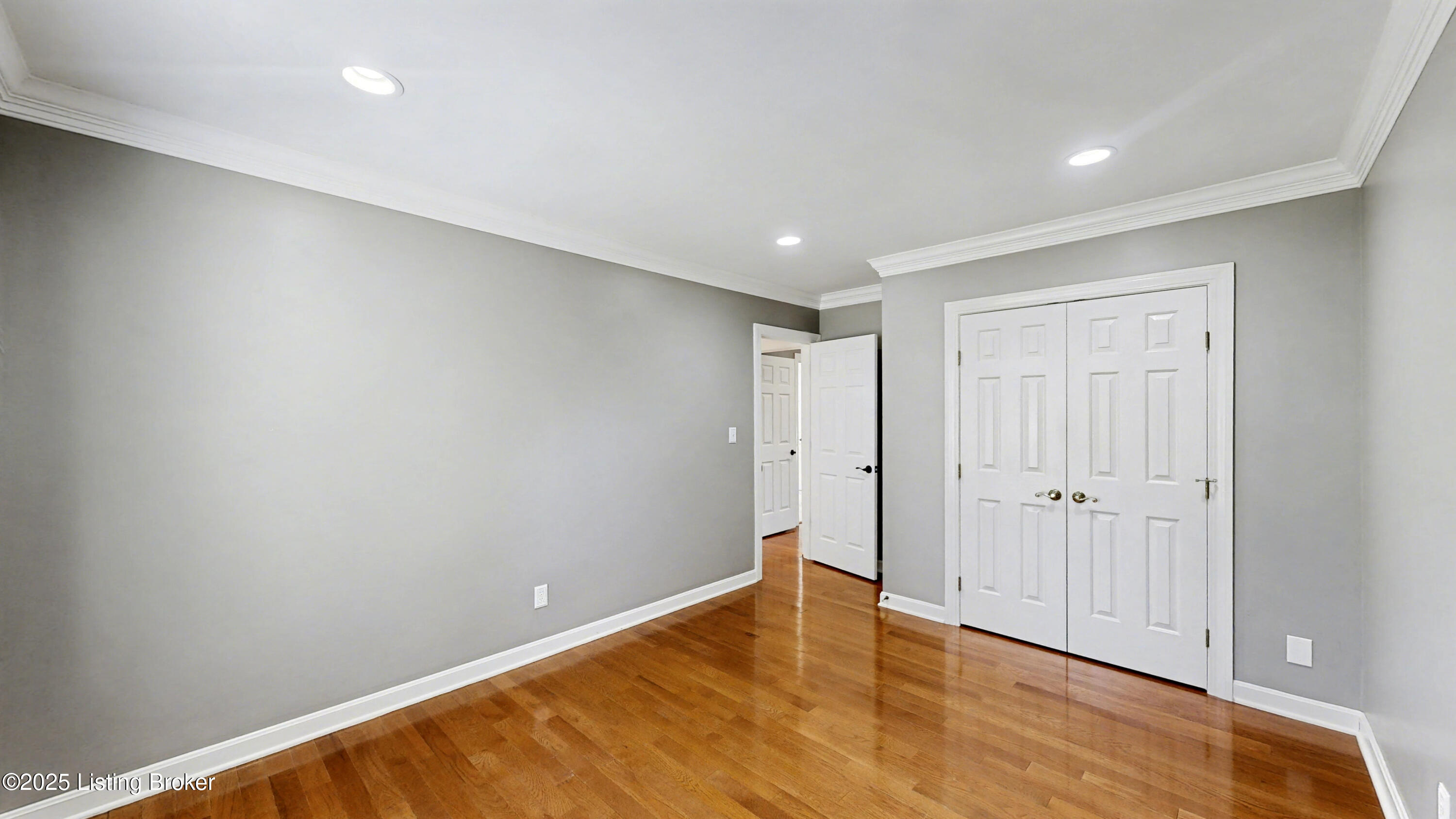 14400 Maple Ridge Pl