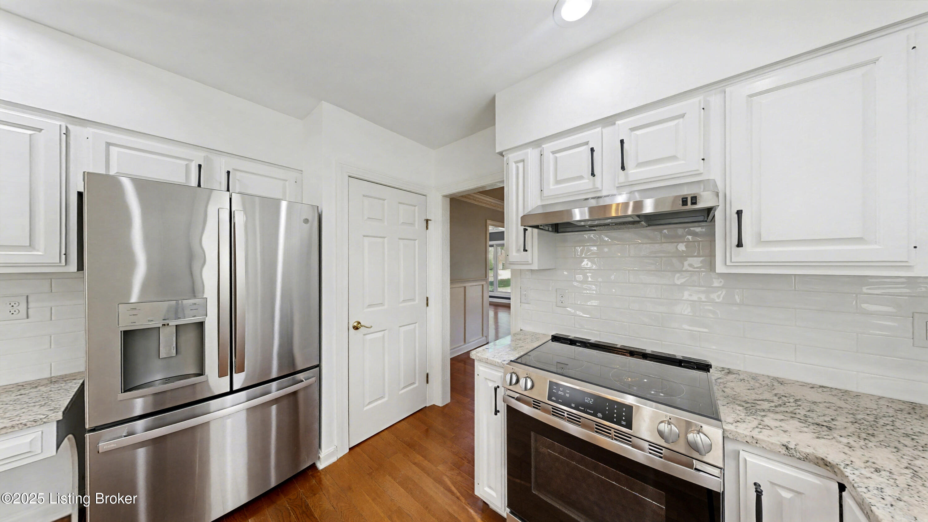 14400 Maple Ridge Pl