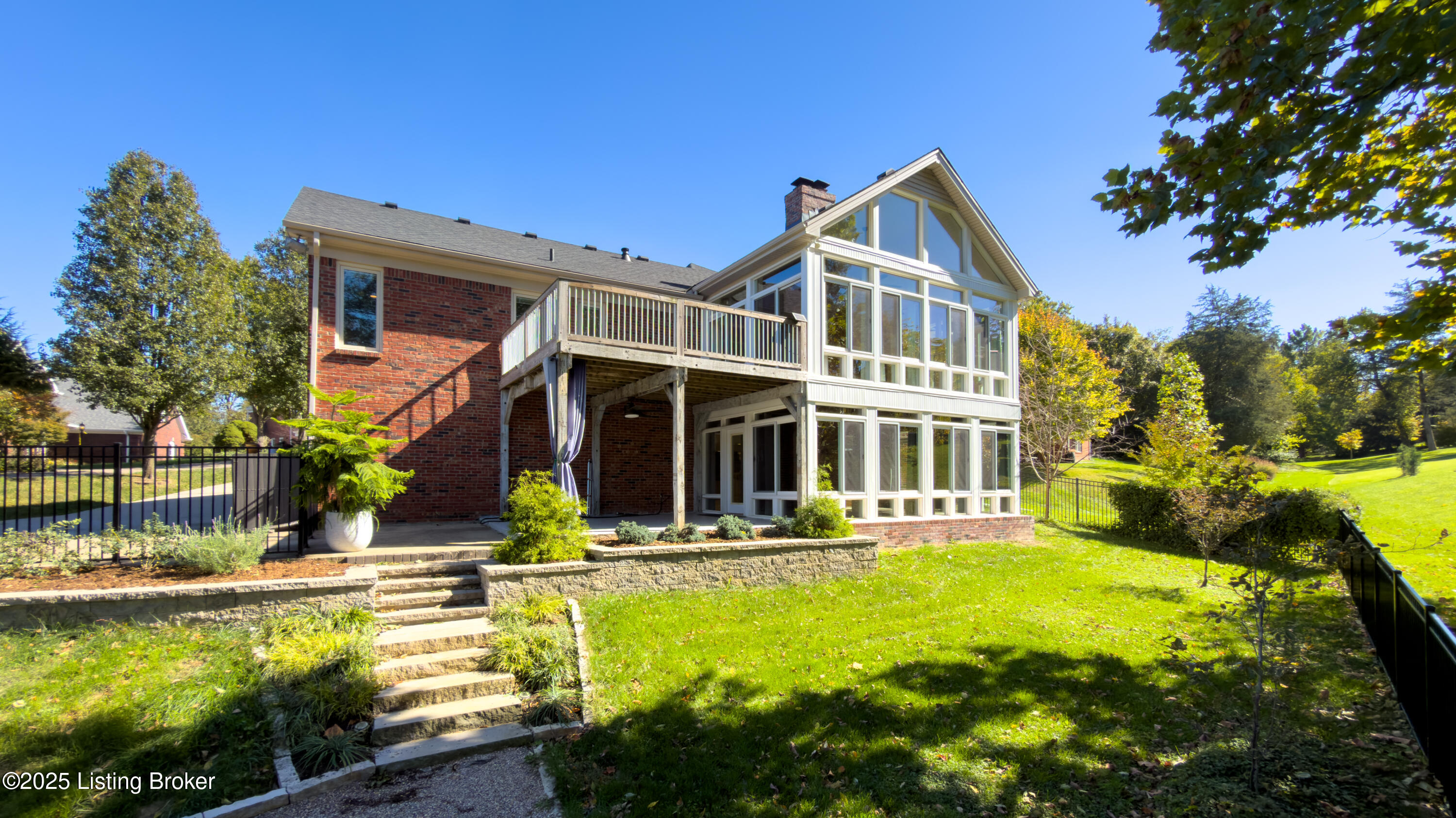 14400 Maple Ridge Pl