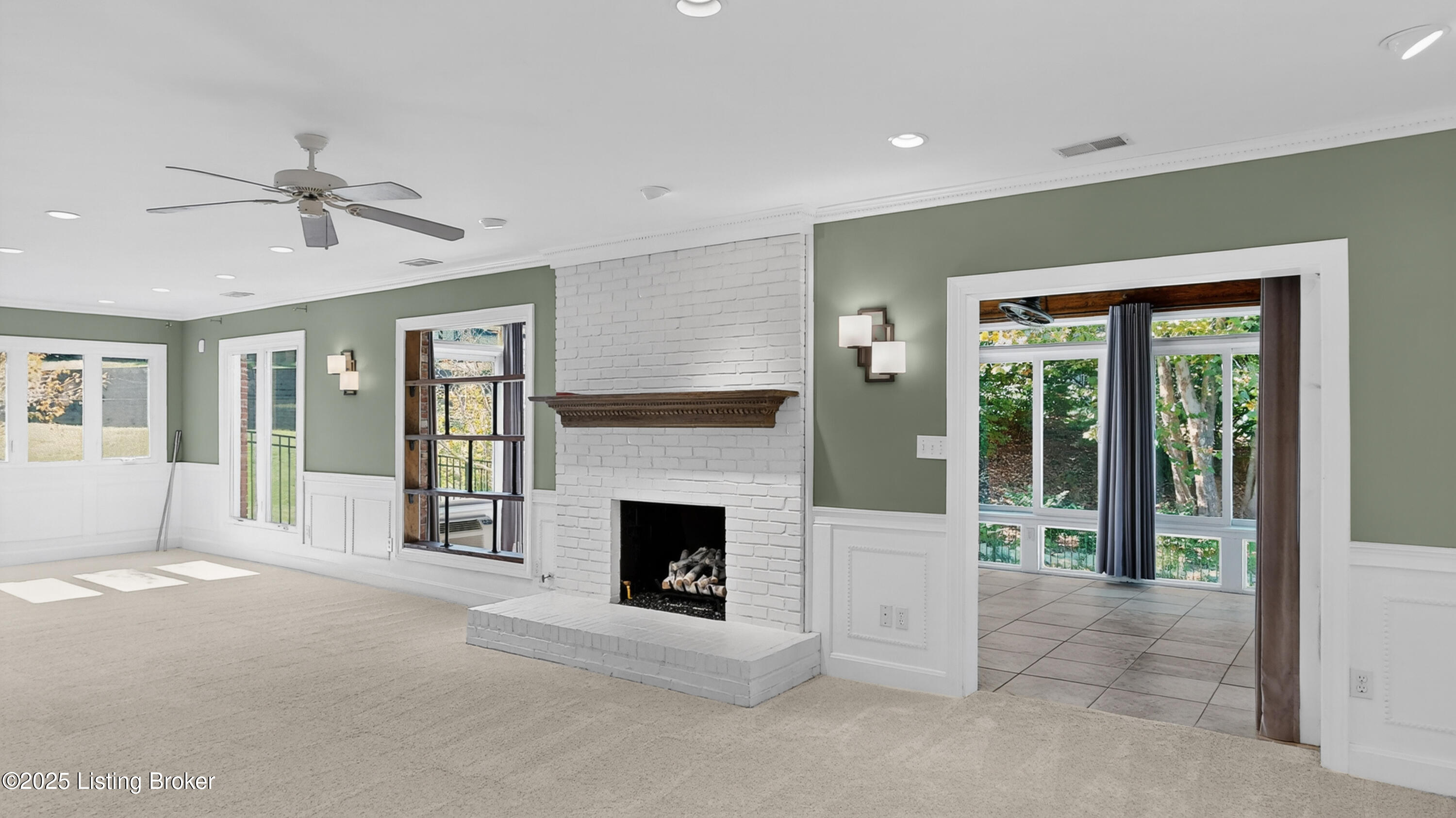 14400 Maple Ridge Pl