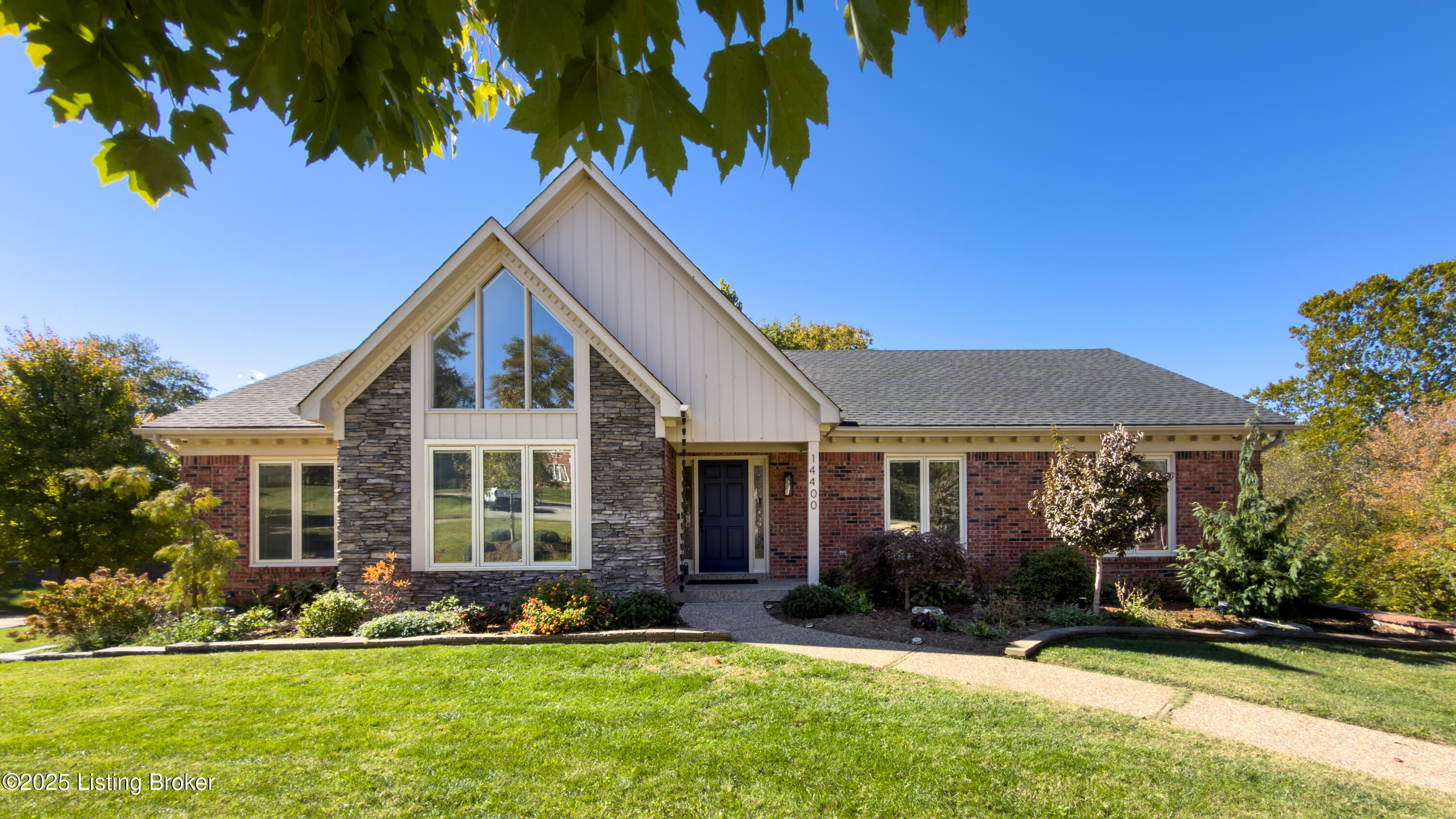 14400 Maple Ridge Pl