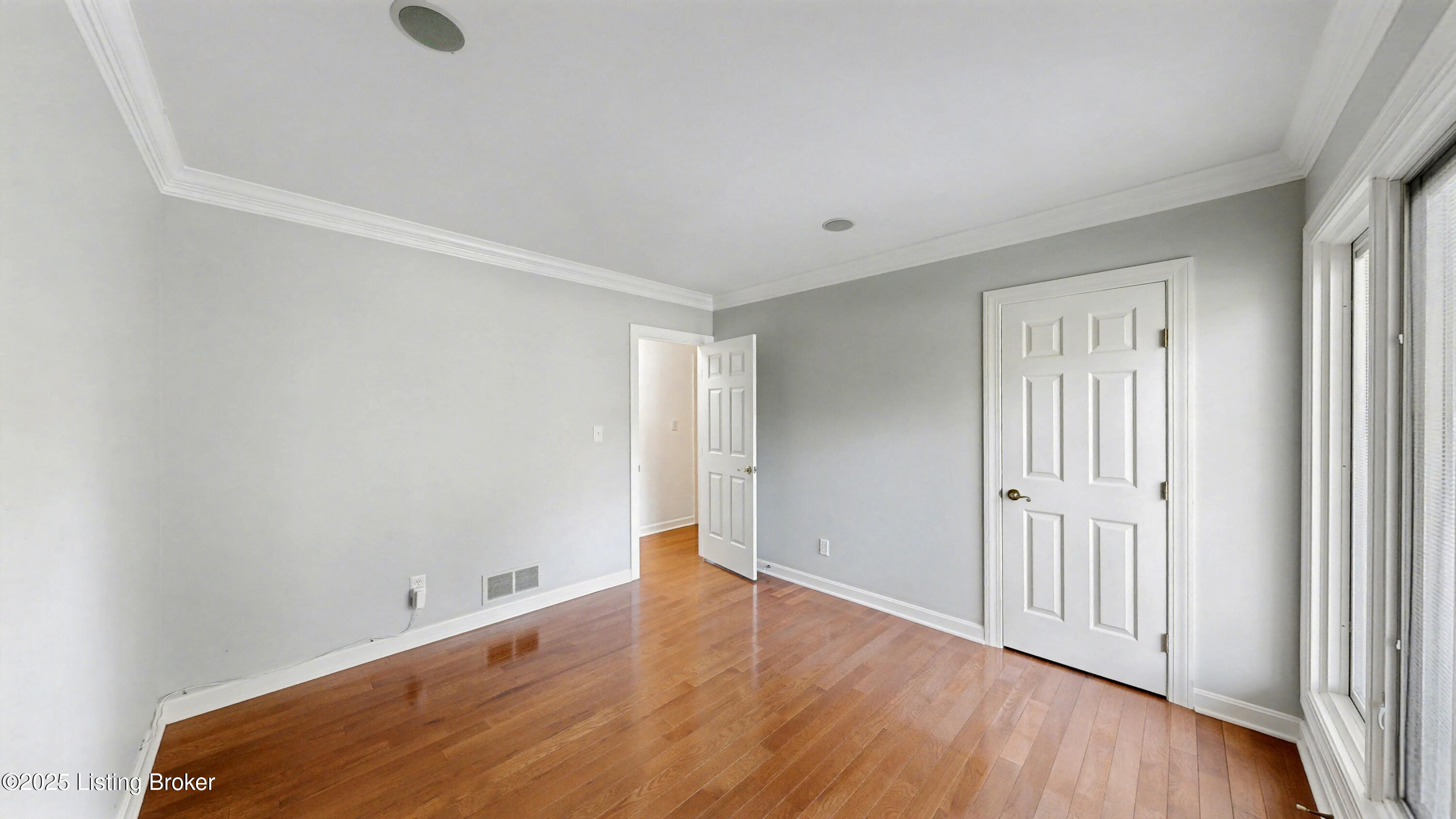 14400 Maple Ridge Pl