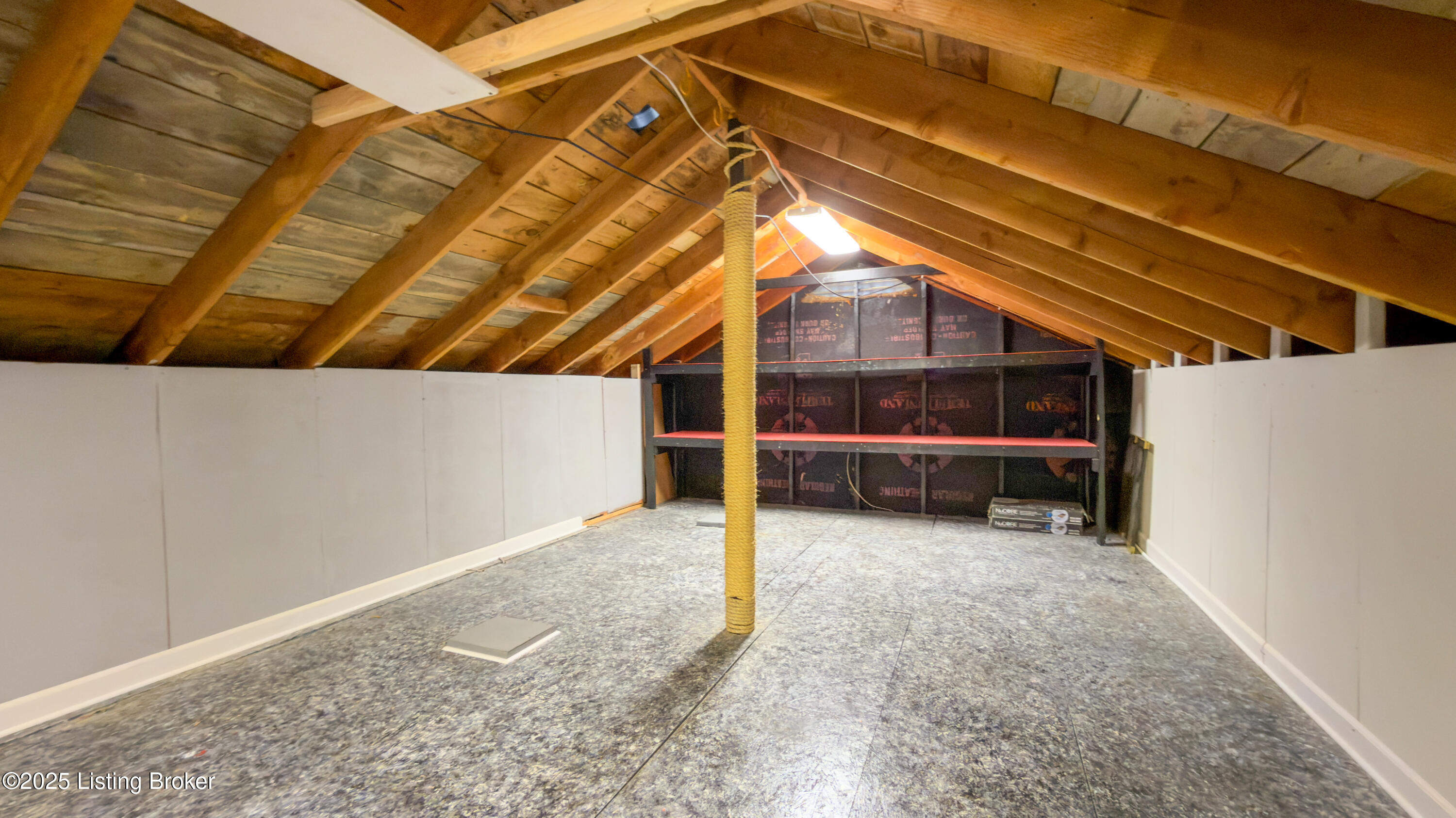 14400 Maple Ridge Pl