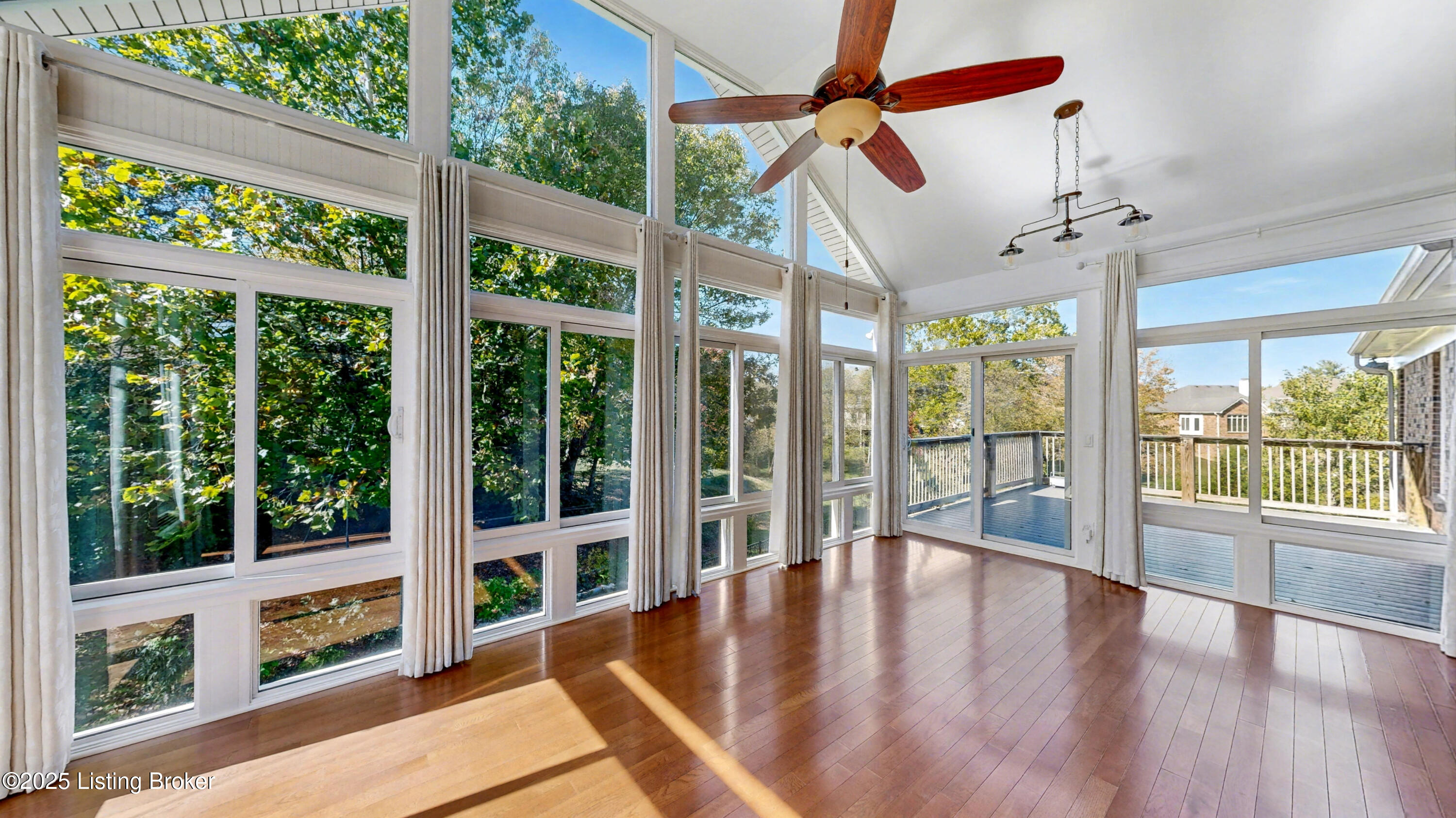 14400 Maple Ridge Pl