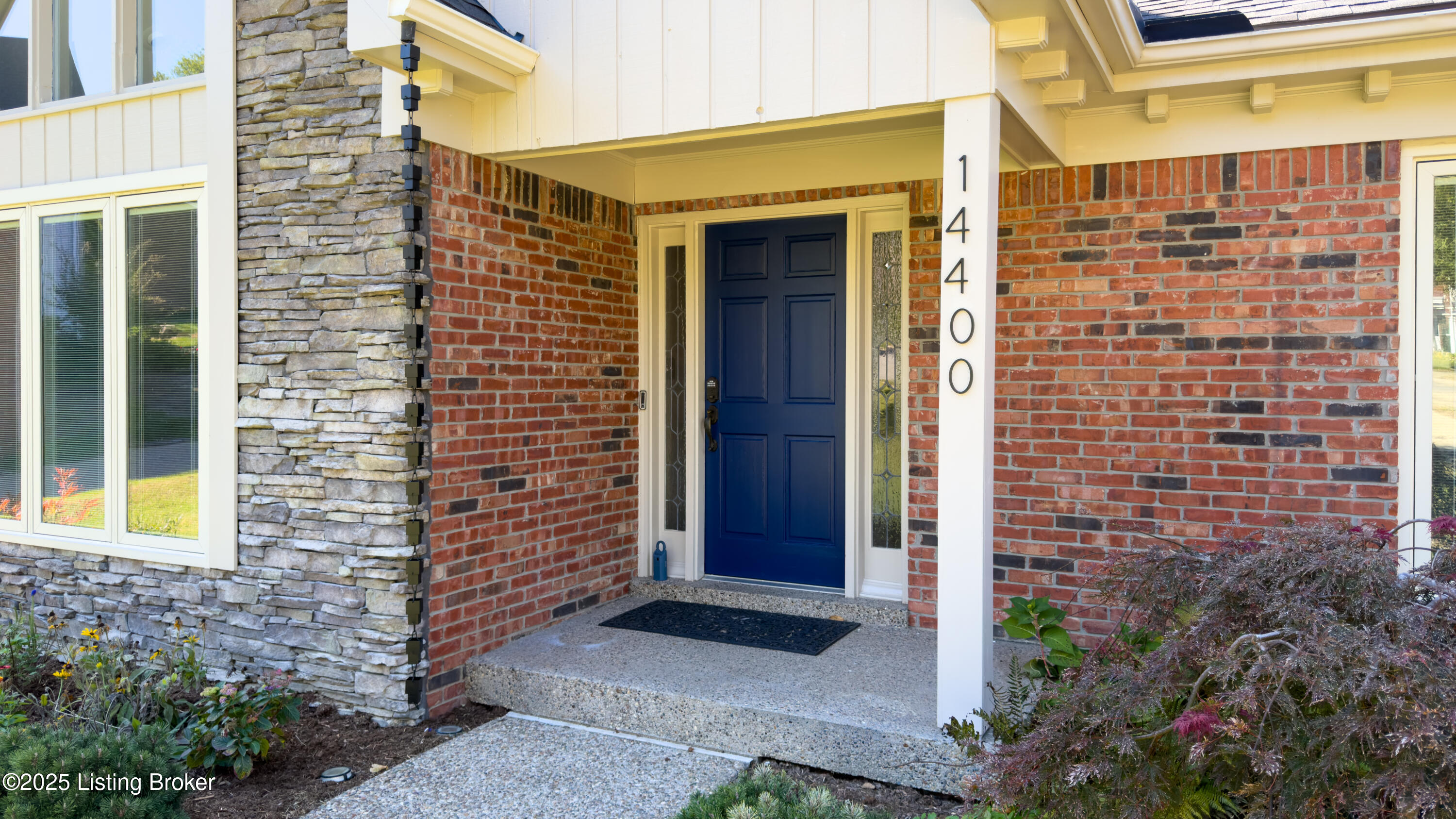 14400 Maple Ridge Pl