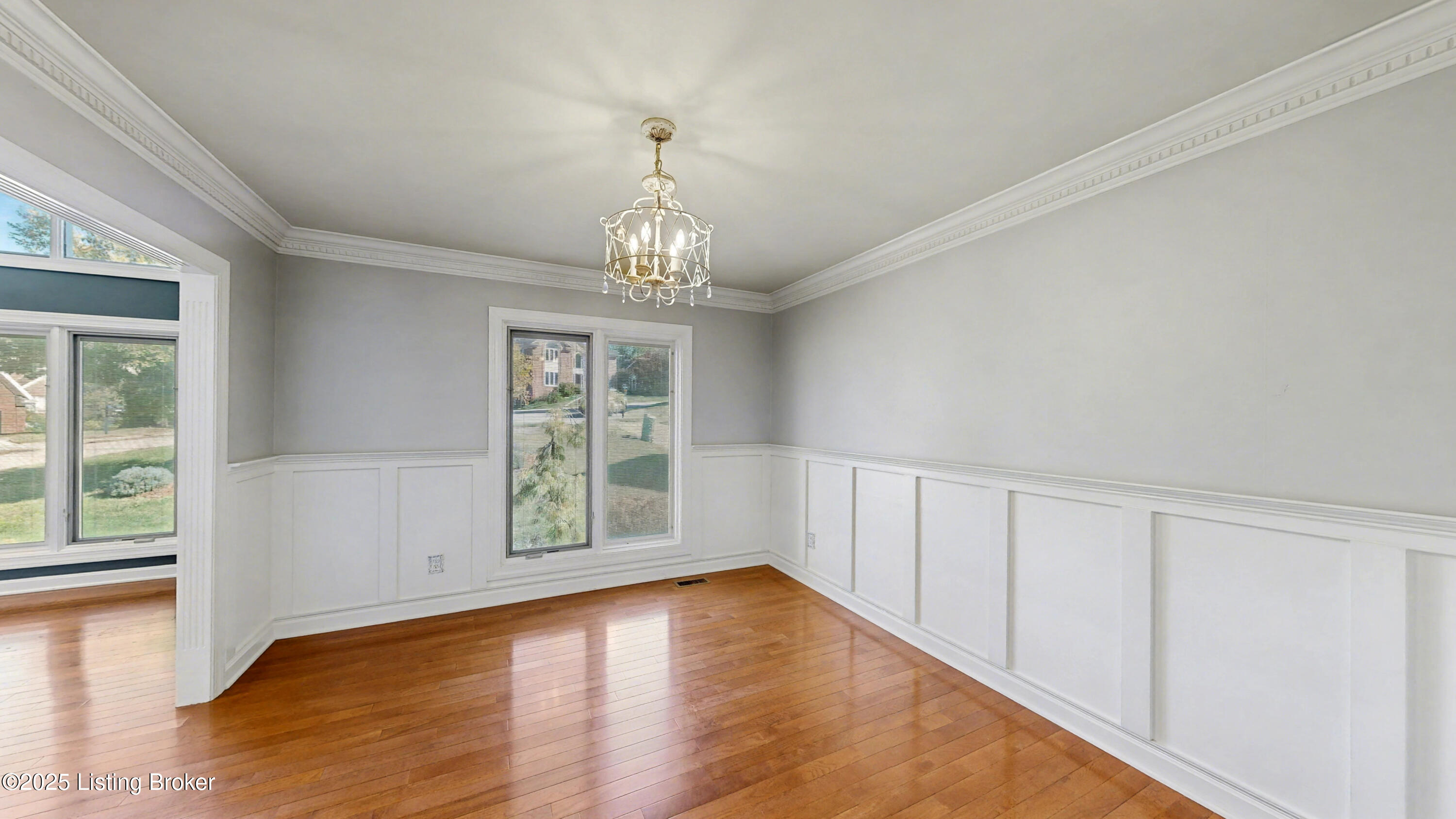 14400 Maple Ridge Pl