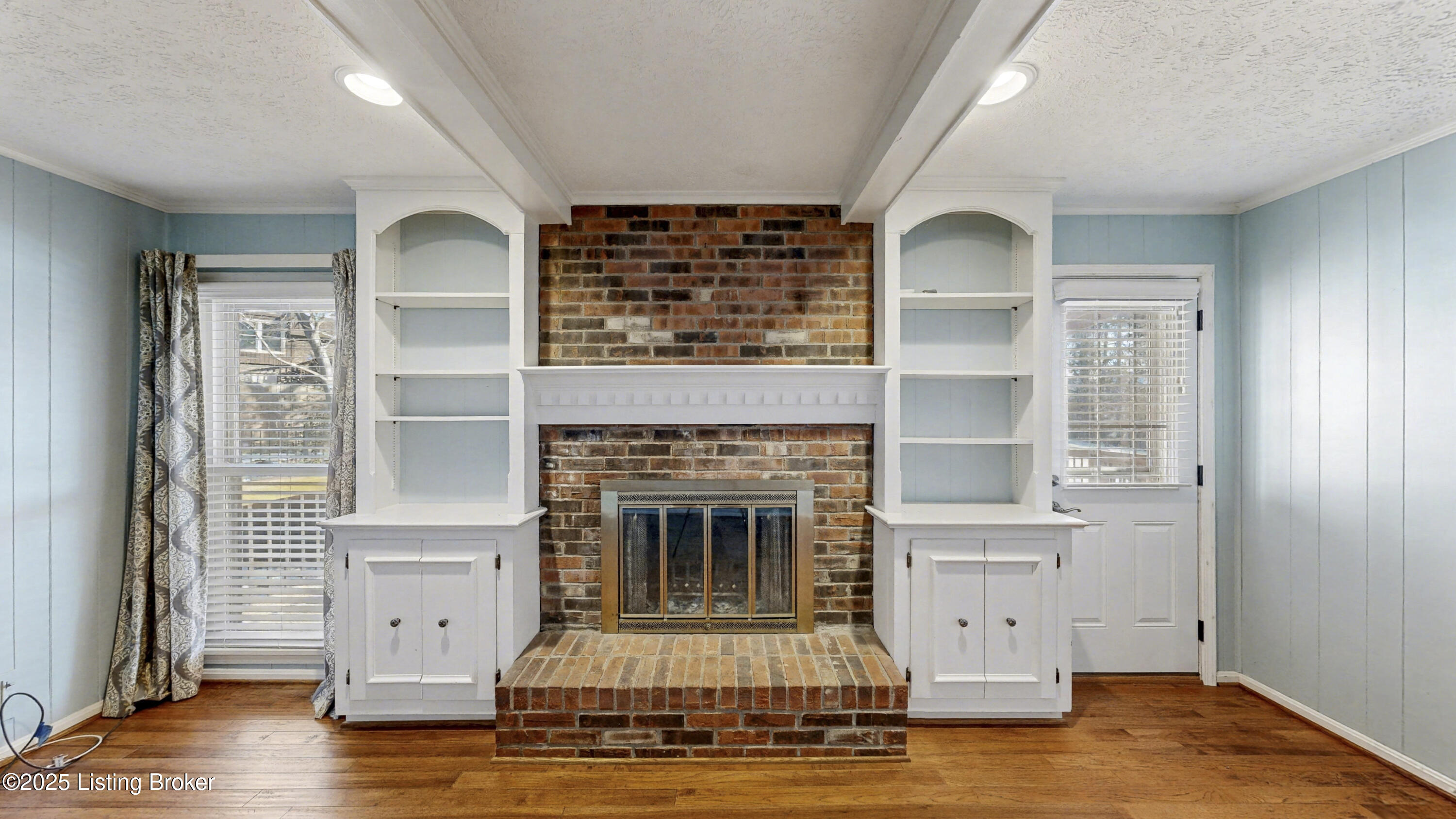 303 Bromwell Ct