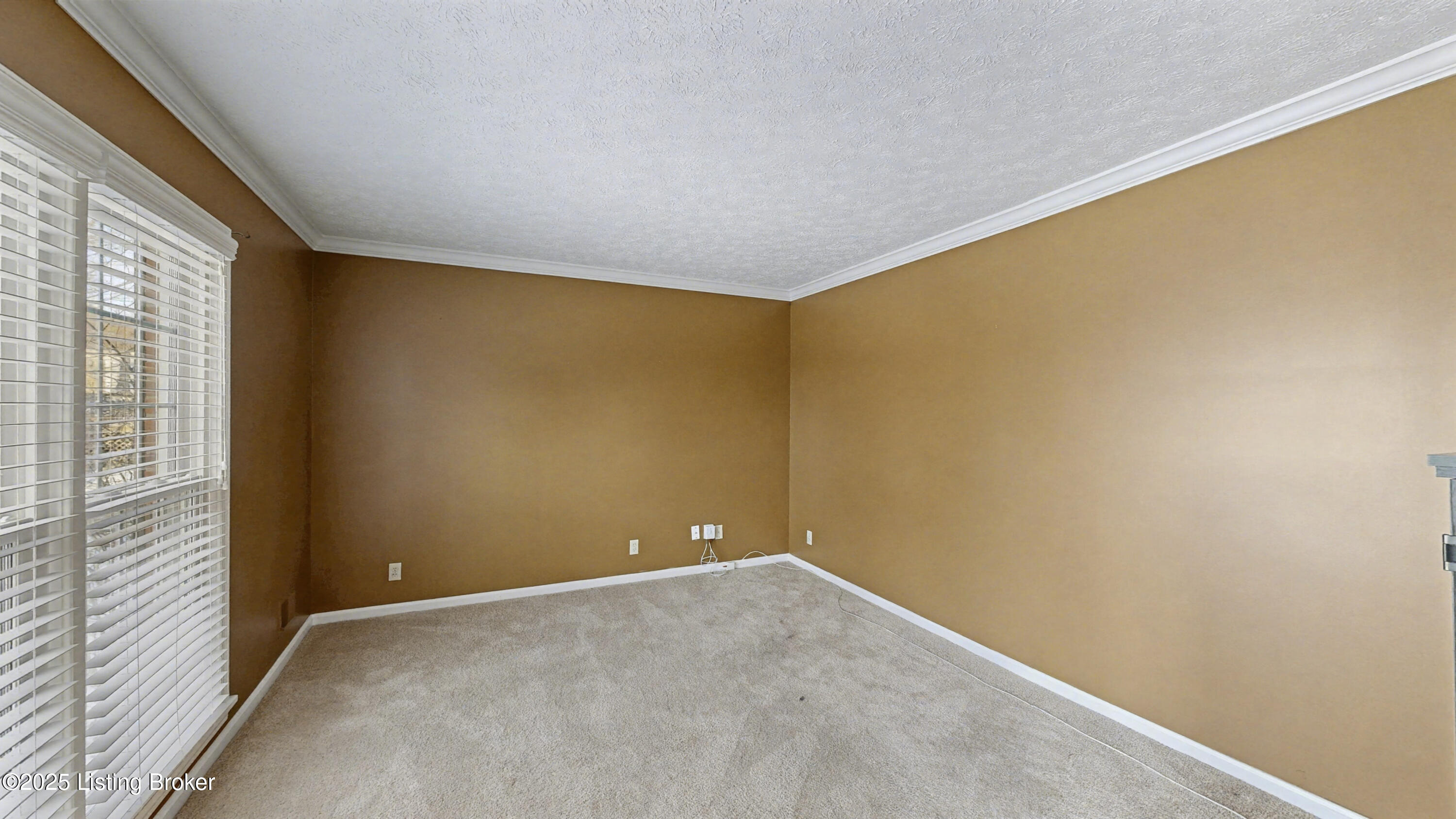 303 Bromwell Ct