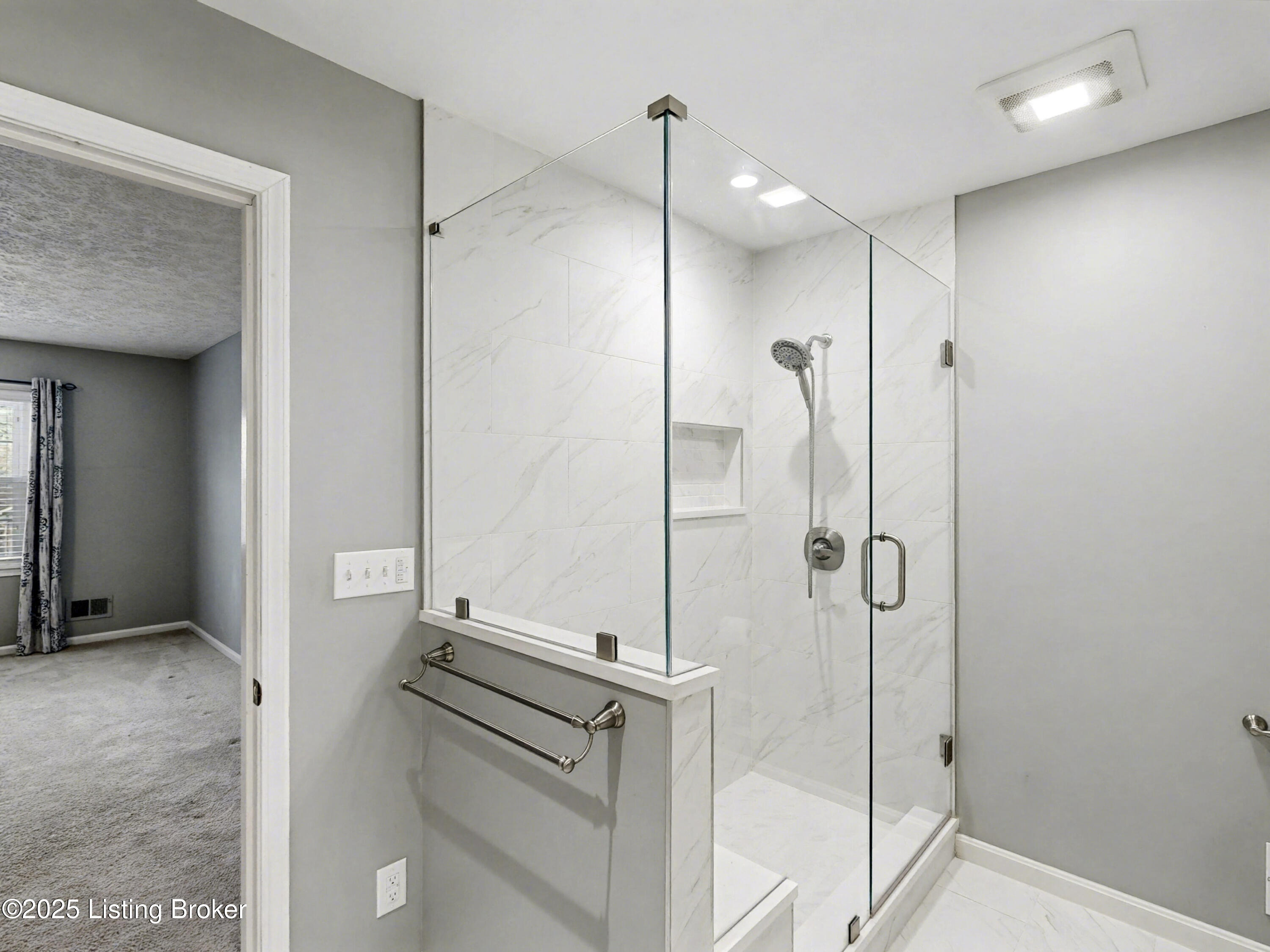 303 Bromwell Ct