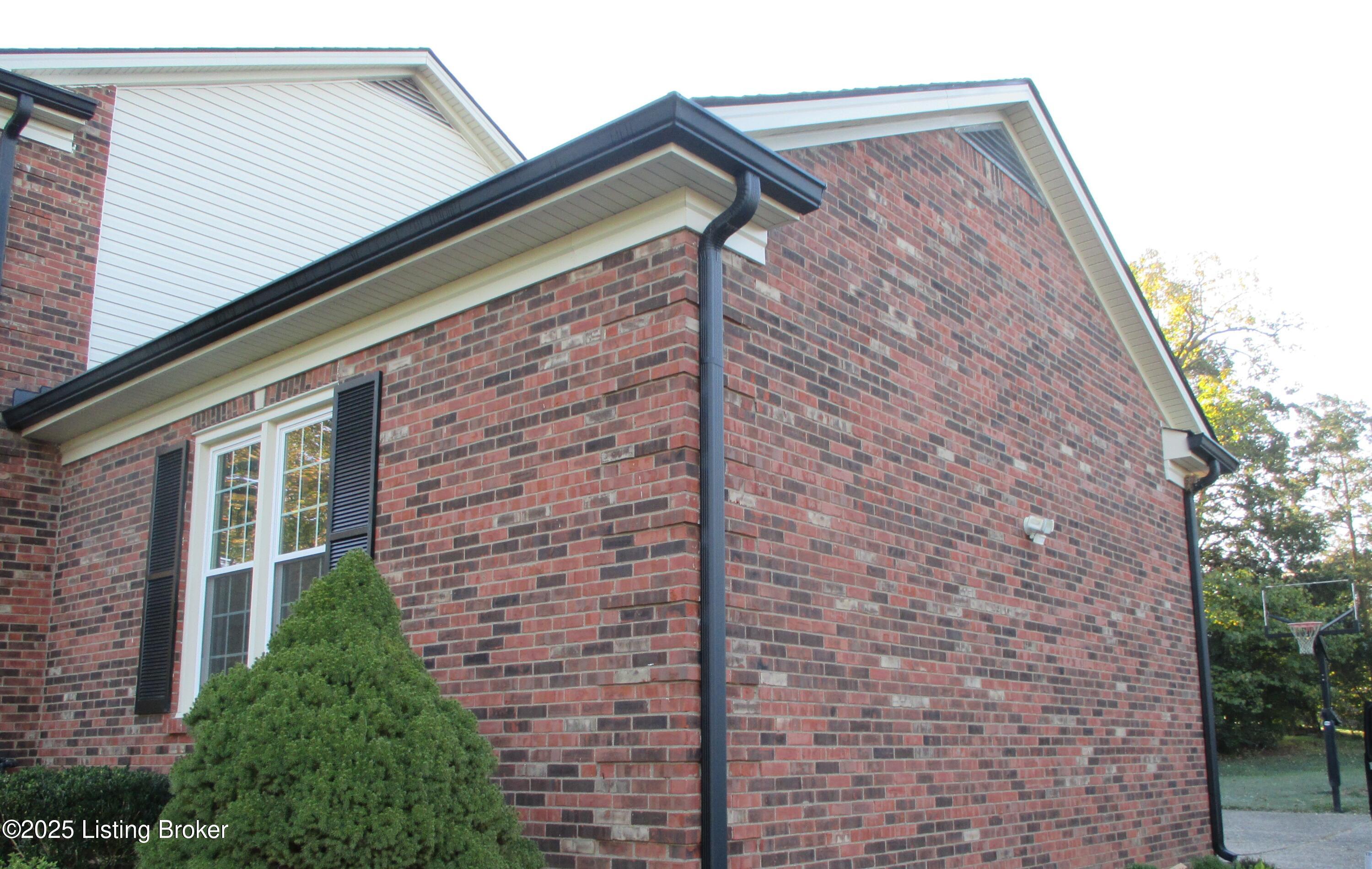 303 Bromwell Ct