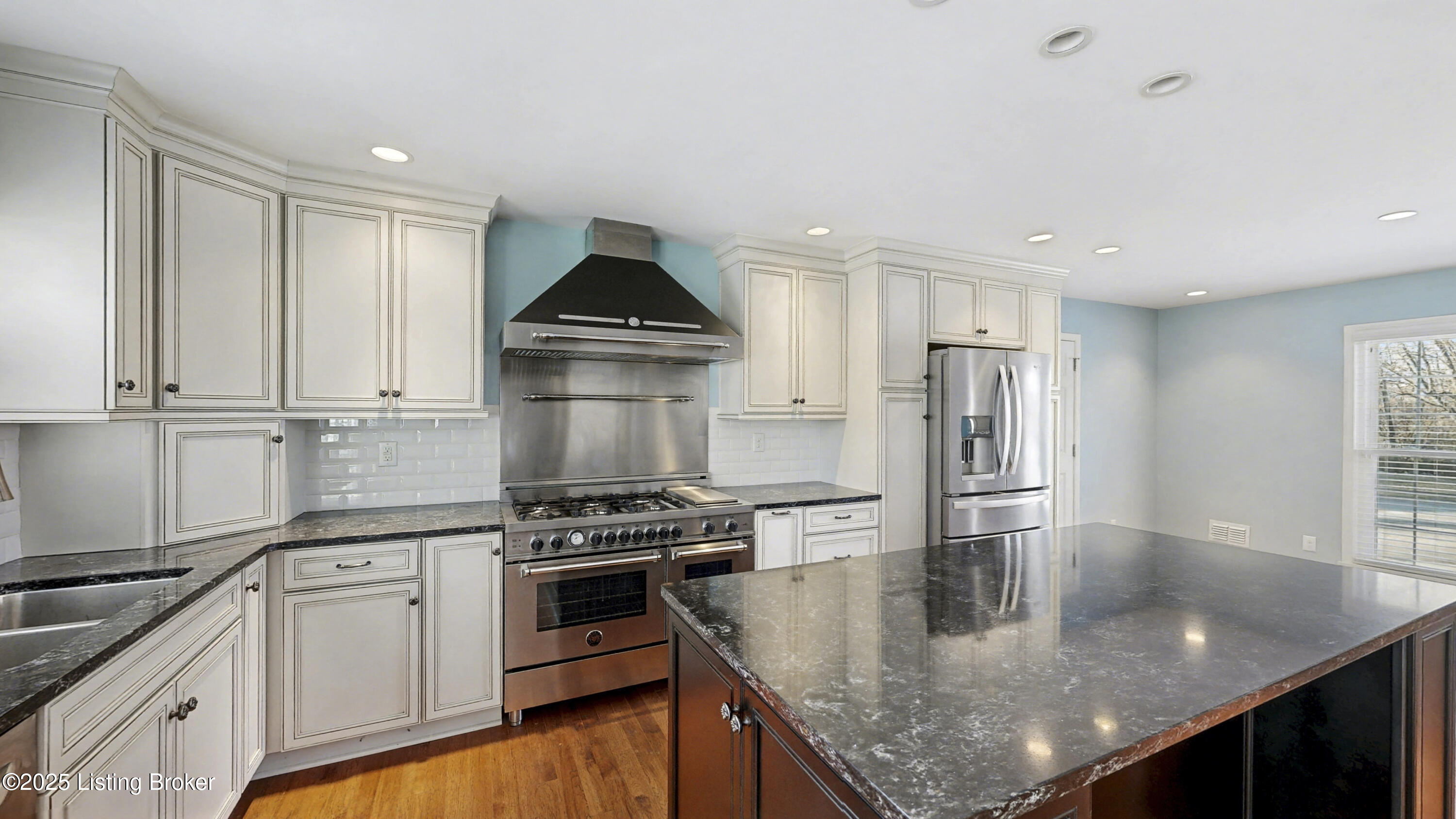 303 Bromwell Ct