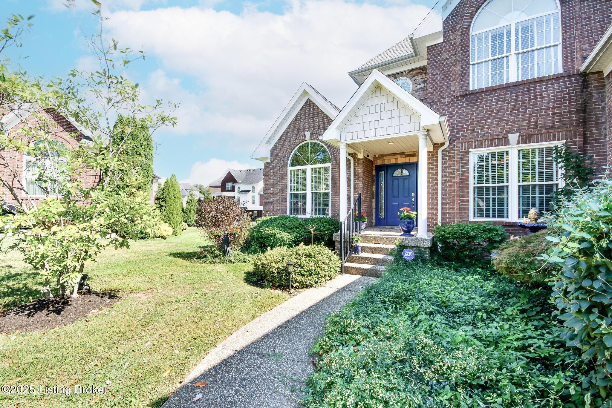 6319 Zurich Ct