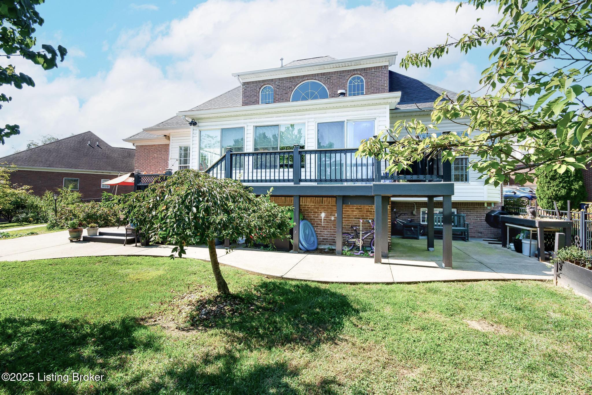 6319 Zurich Ct