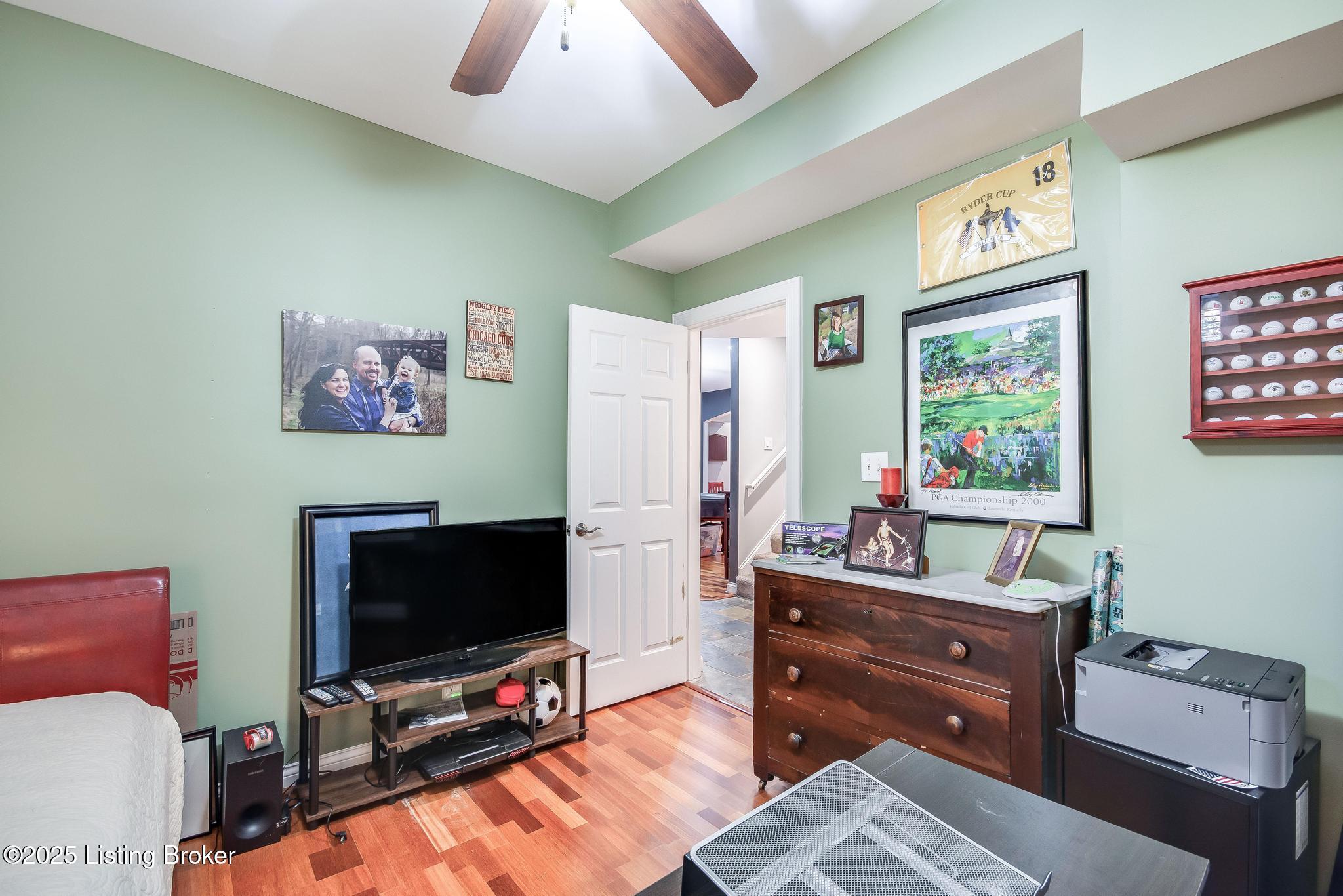 6319 Zurich Ct