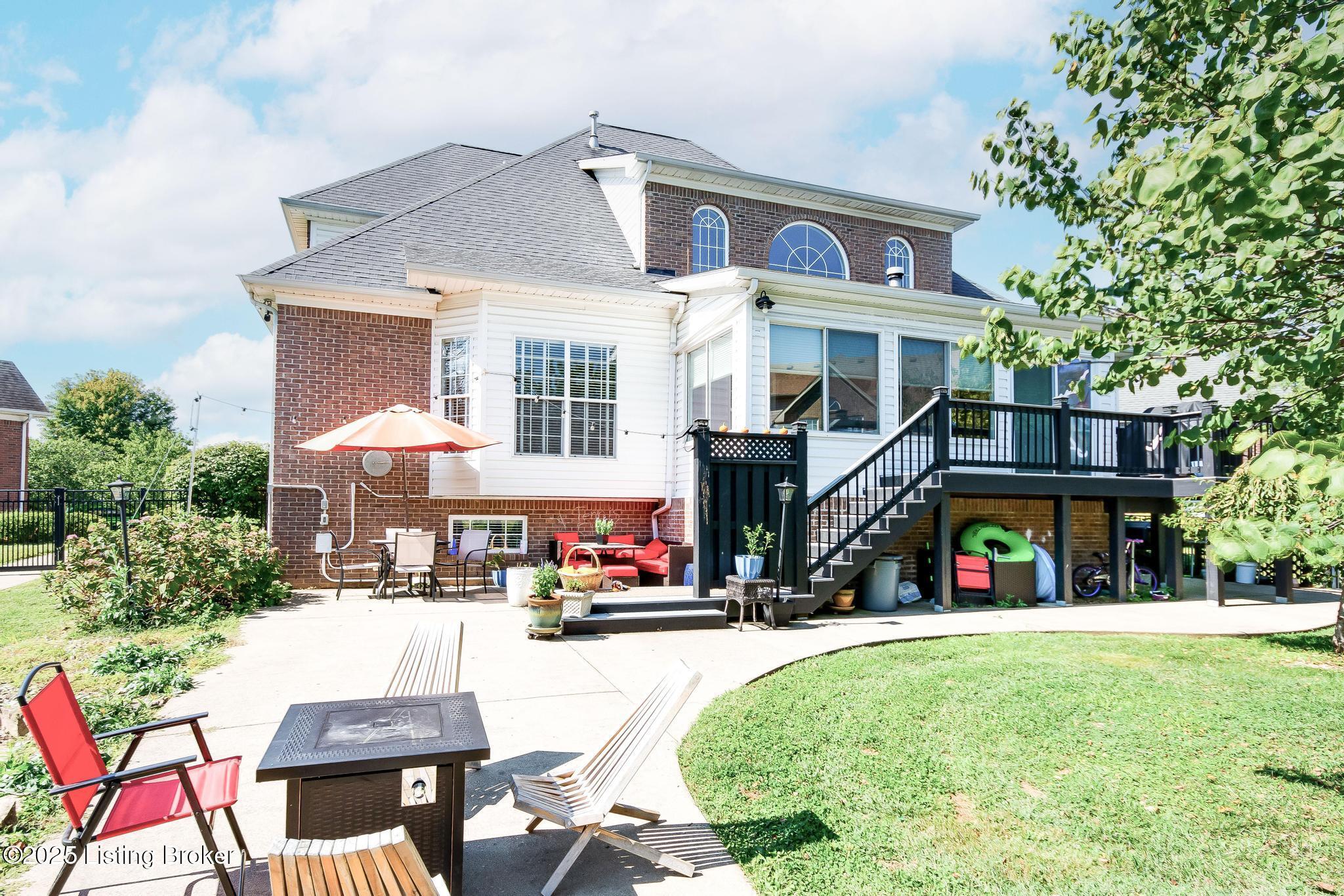 6319 Zurich Ct